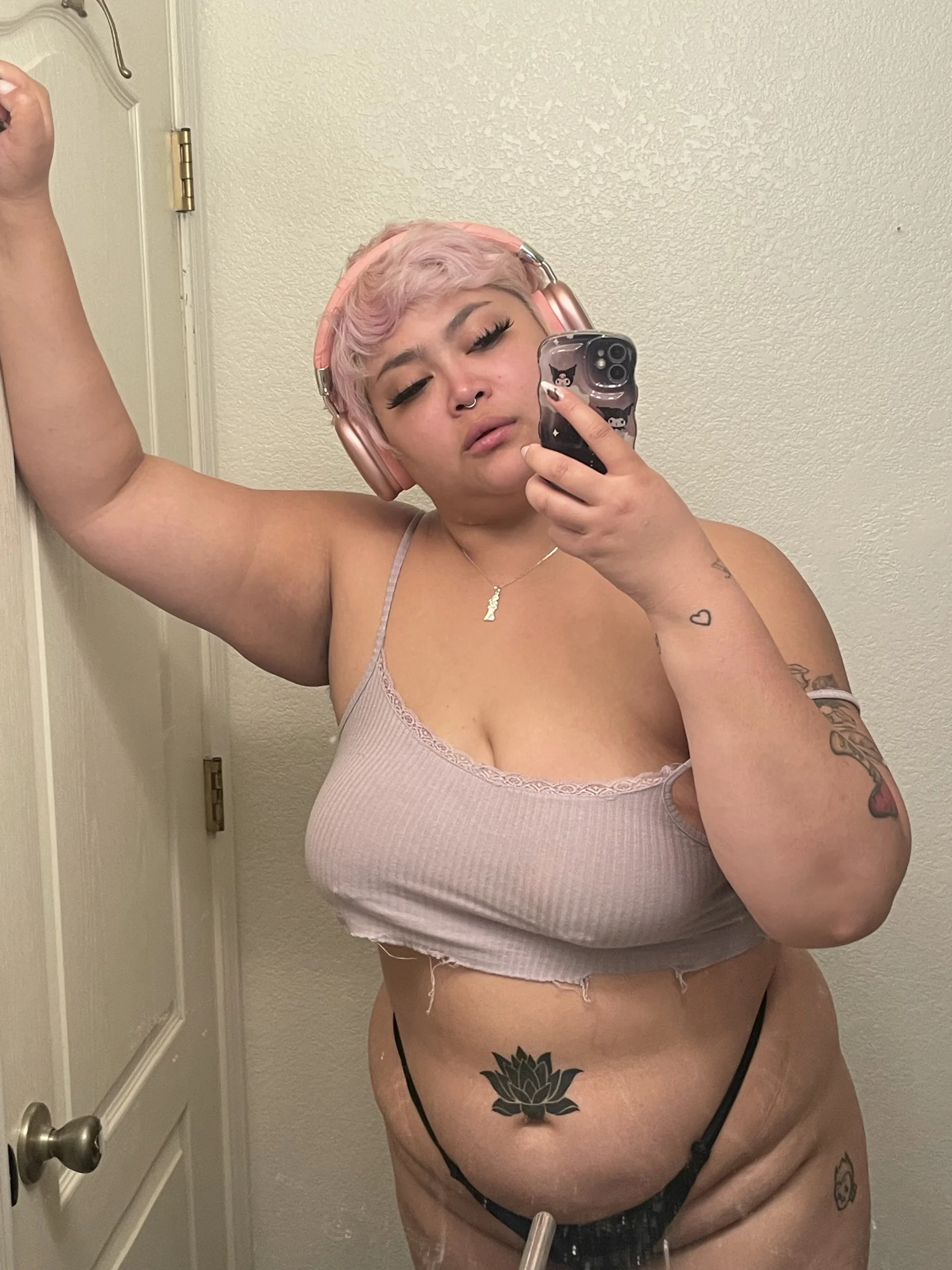 XXX Porn Photo of Nude thickasianmami 26