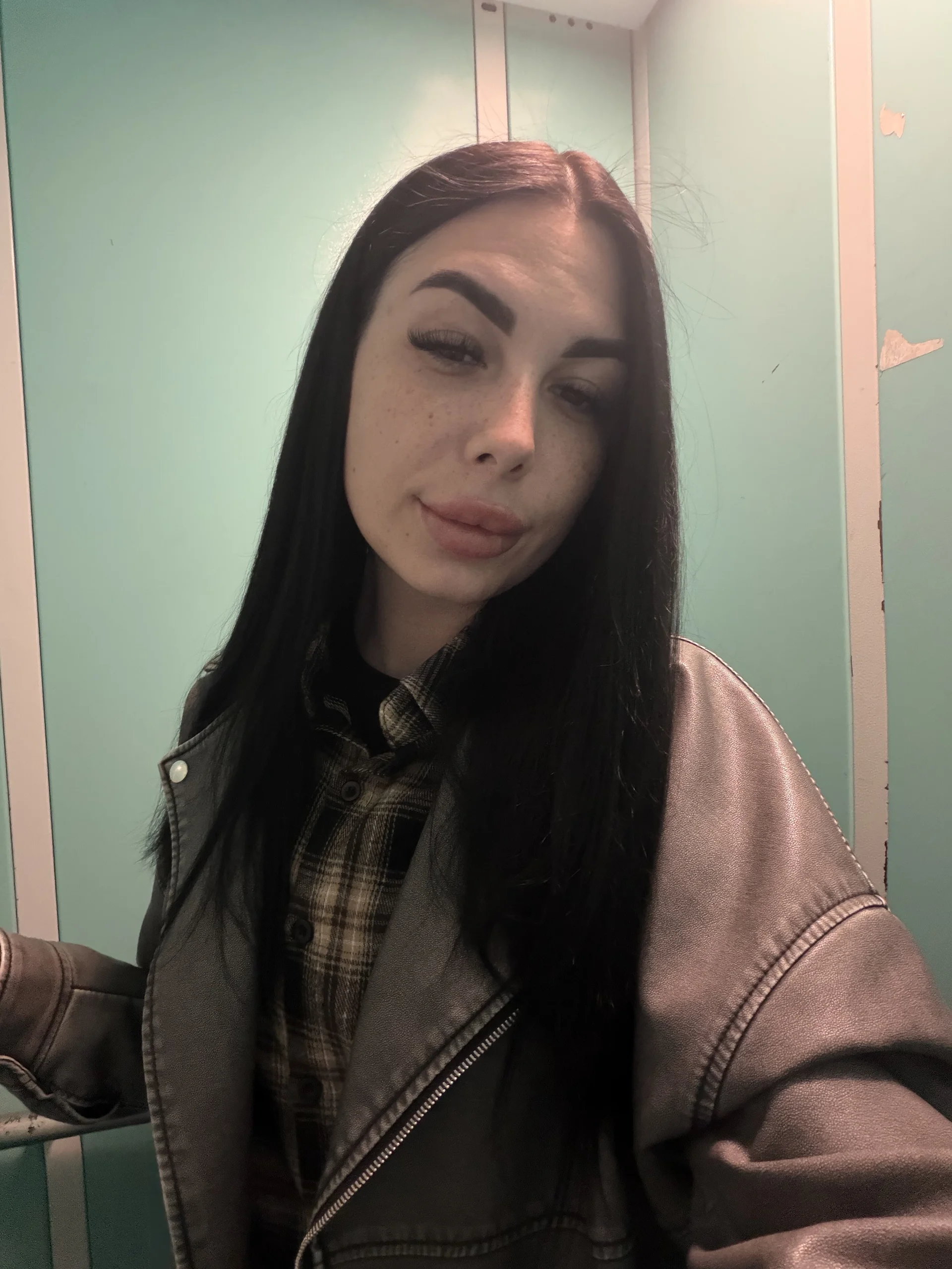 XXX Porn Photo of Nude emily_hot_pussy 4