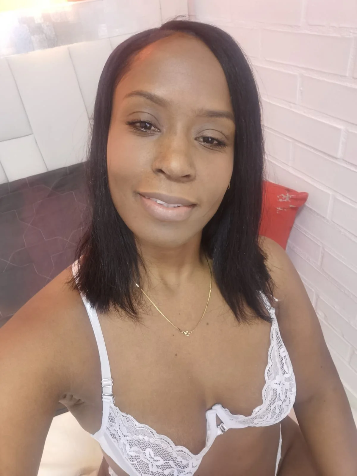 XXX Porn Photo of Nude Kendal_hot69_ 8
