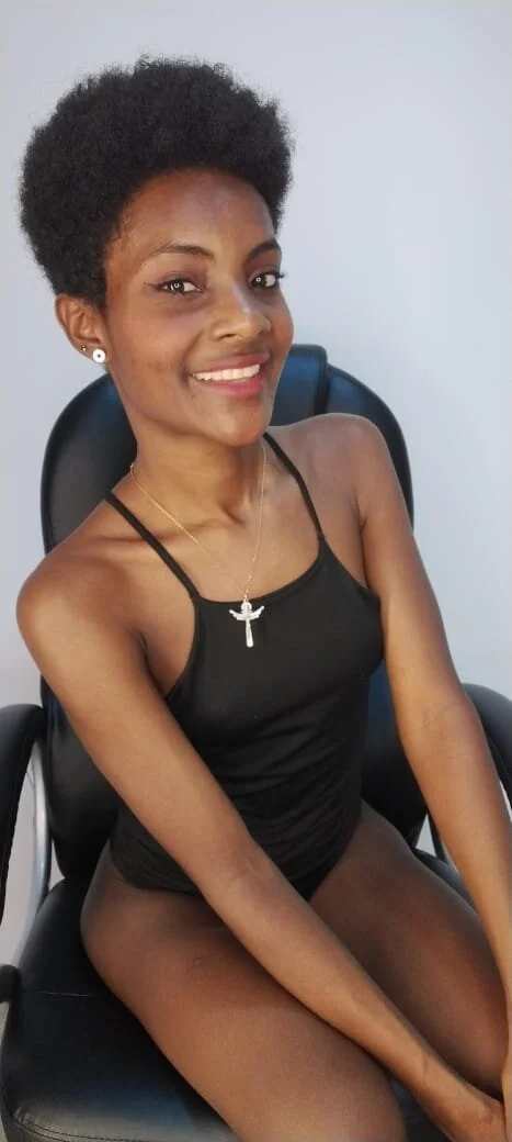 XXX Porn Photo of Nude kenya_stone_1 11