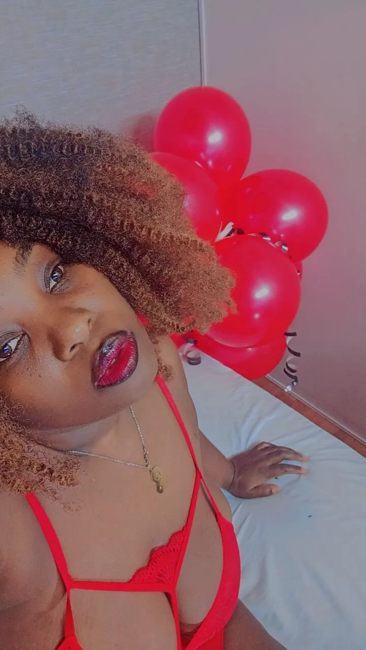 XXX Porn Photo of Nude ebony_NeighborMoans 28