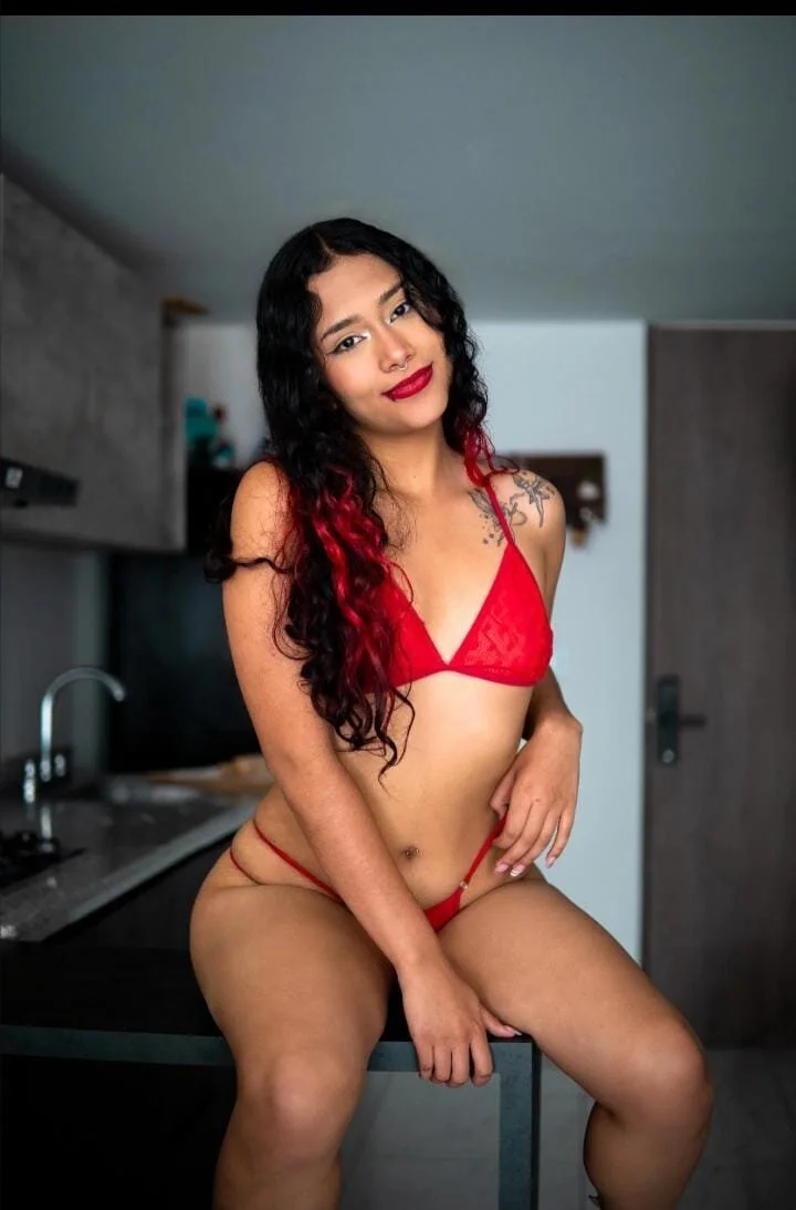 XXX Porn Photo of Nude laurasmith_ 2