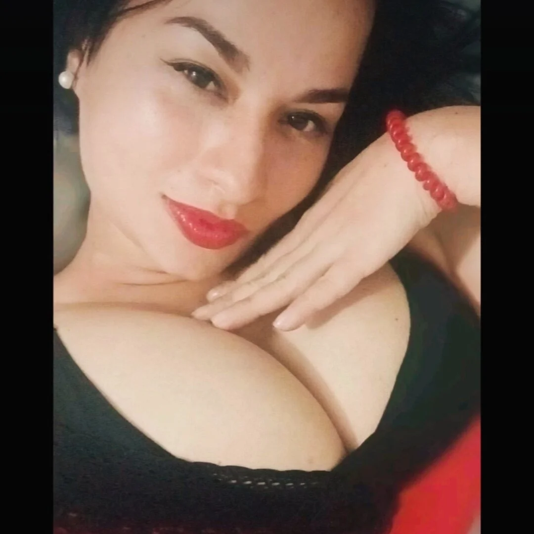 XXX Porn Photo of Nude MommyHelpsmee 4