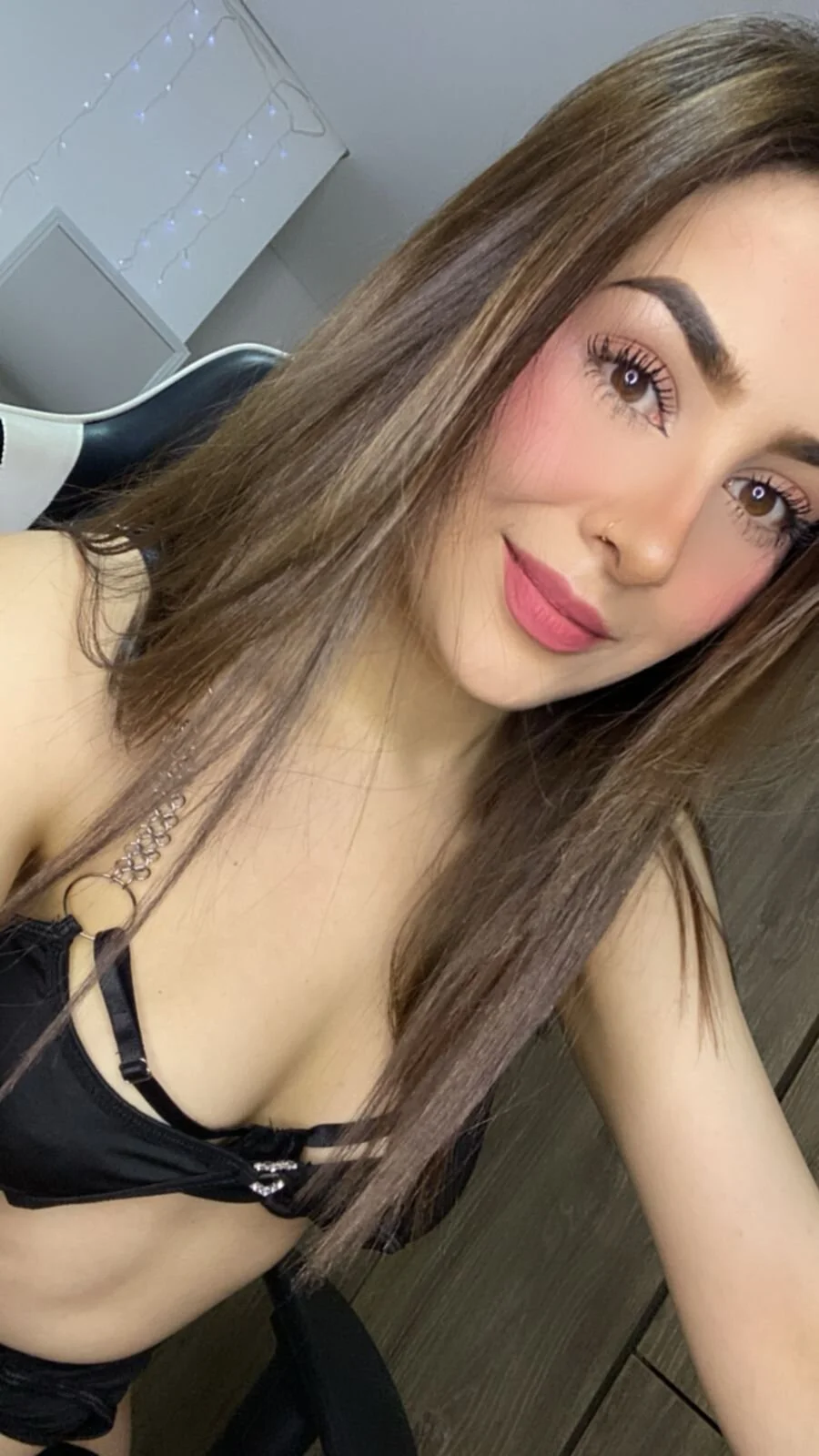 XXX Porn Photo of Nude isabella_sea_ 16