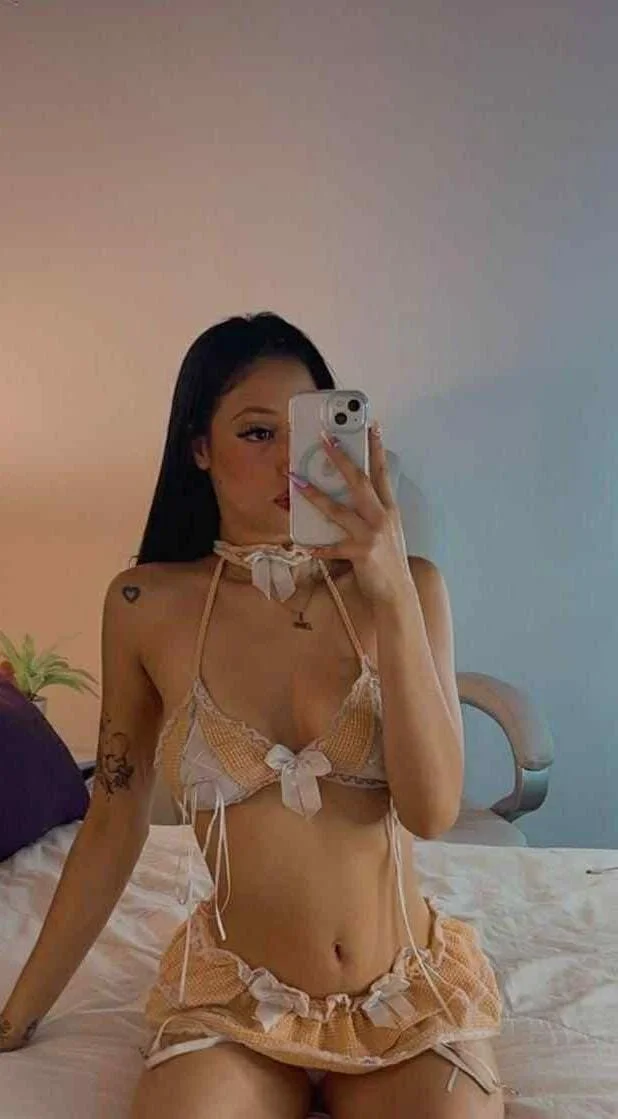 XXX Porn Photo of Nude MiaEvans0 4