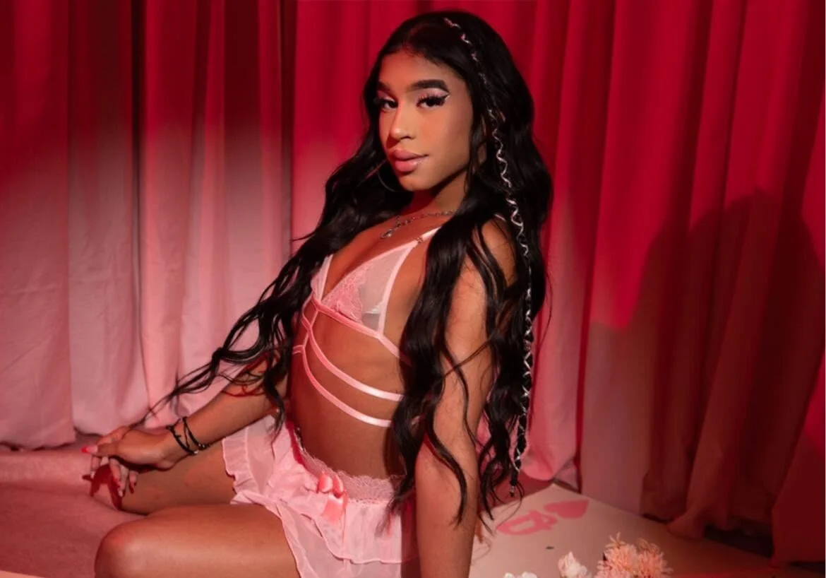 XXX Porn Photo of Nude Paulina_Diamond1 5