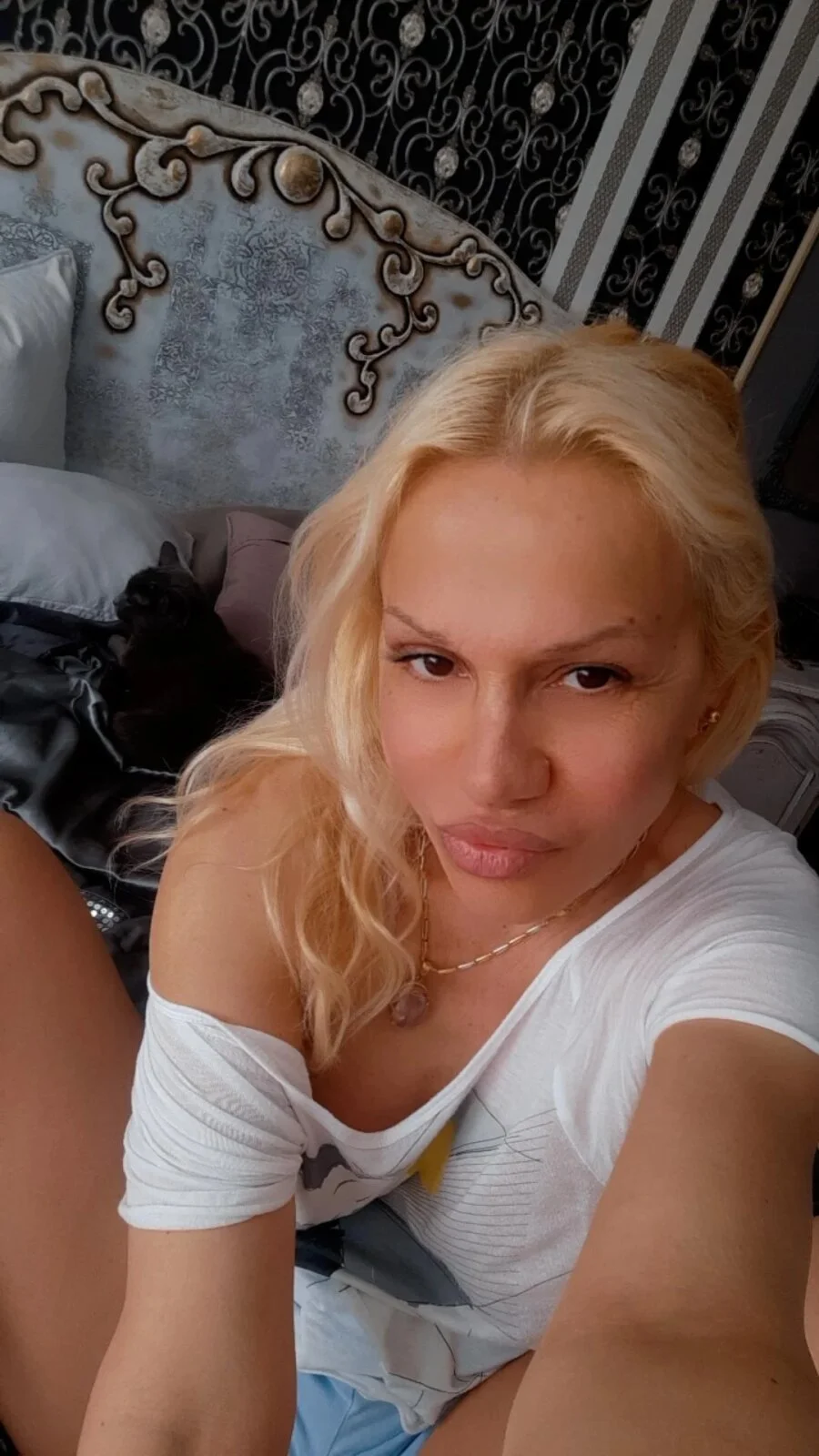 XXX Porn Photo of Nude DeborahXPorn 25