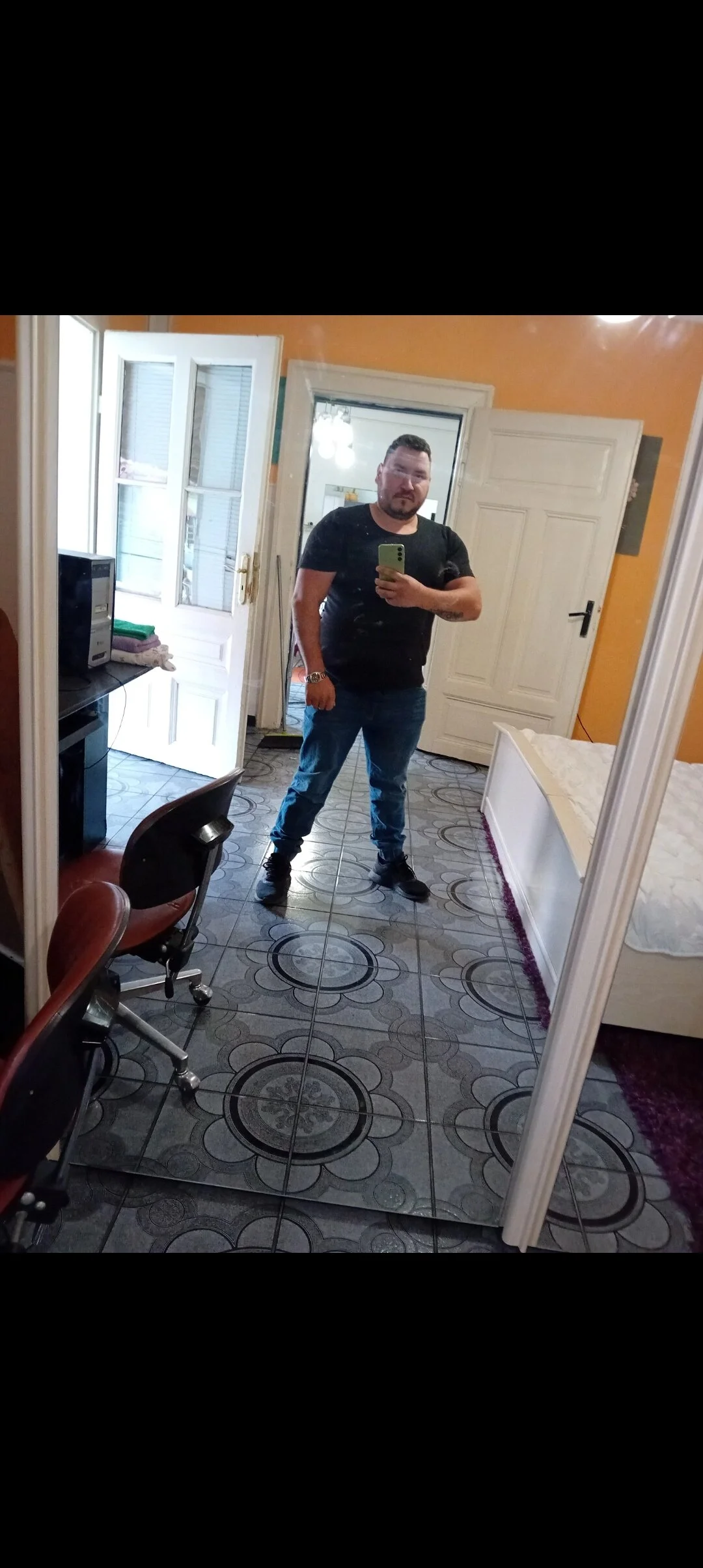 XXX Porn Photo of Nude BigAlan95 4