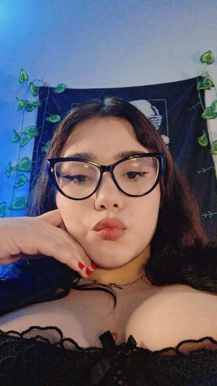XXX Porn Photo of Nude MegXo 1