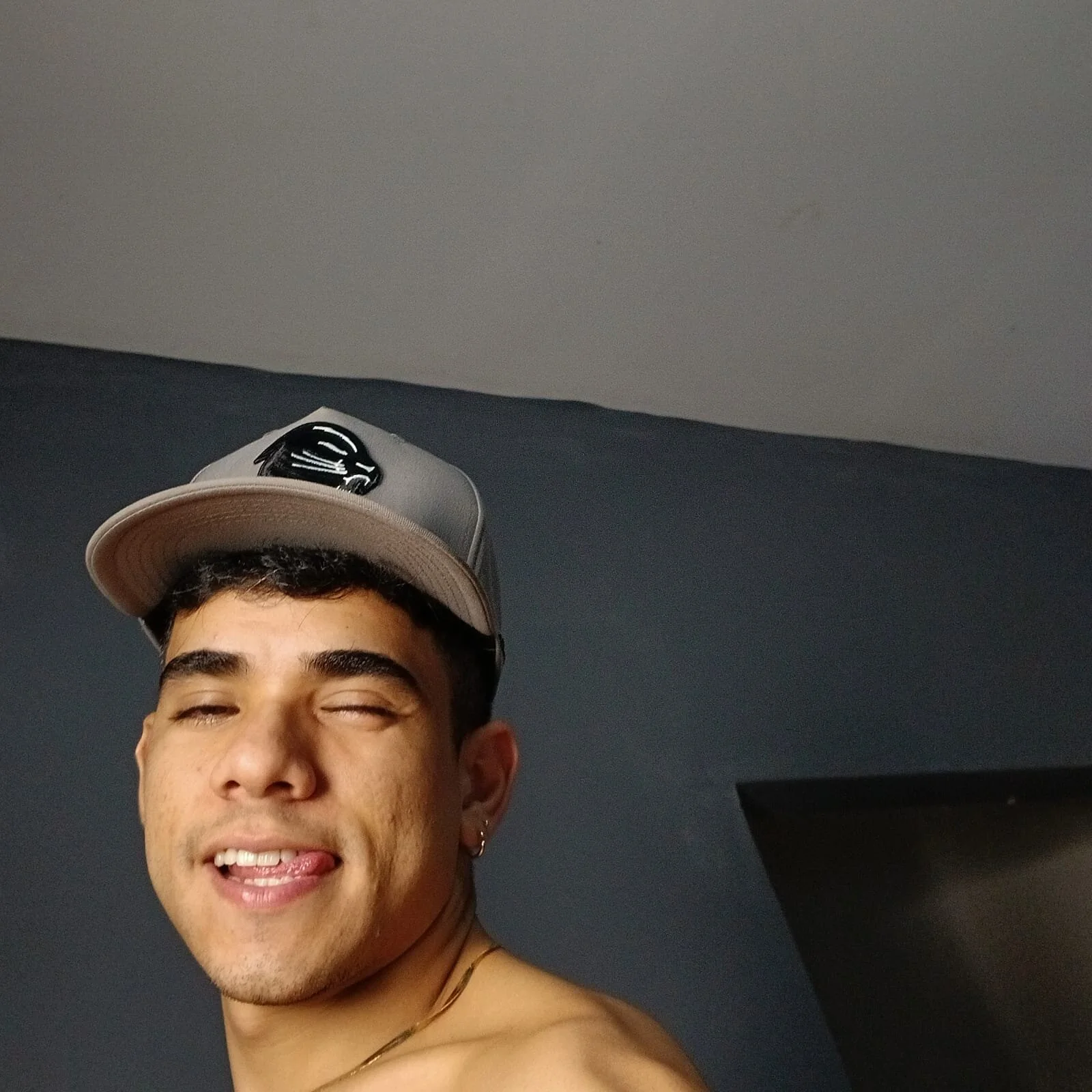 XXX Porn Photo of Nude zack_joness18 35