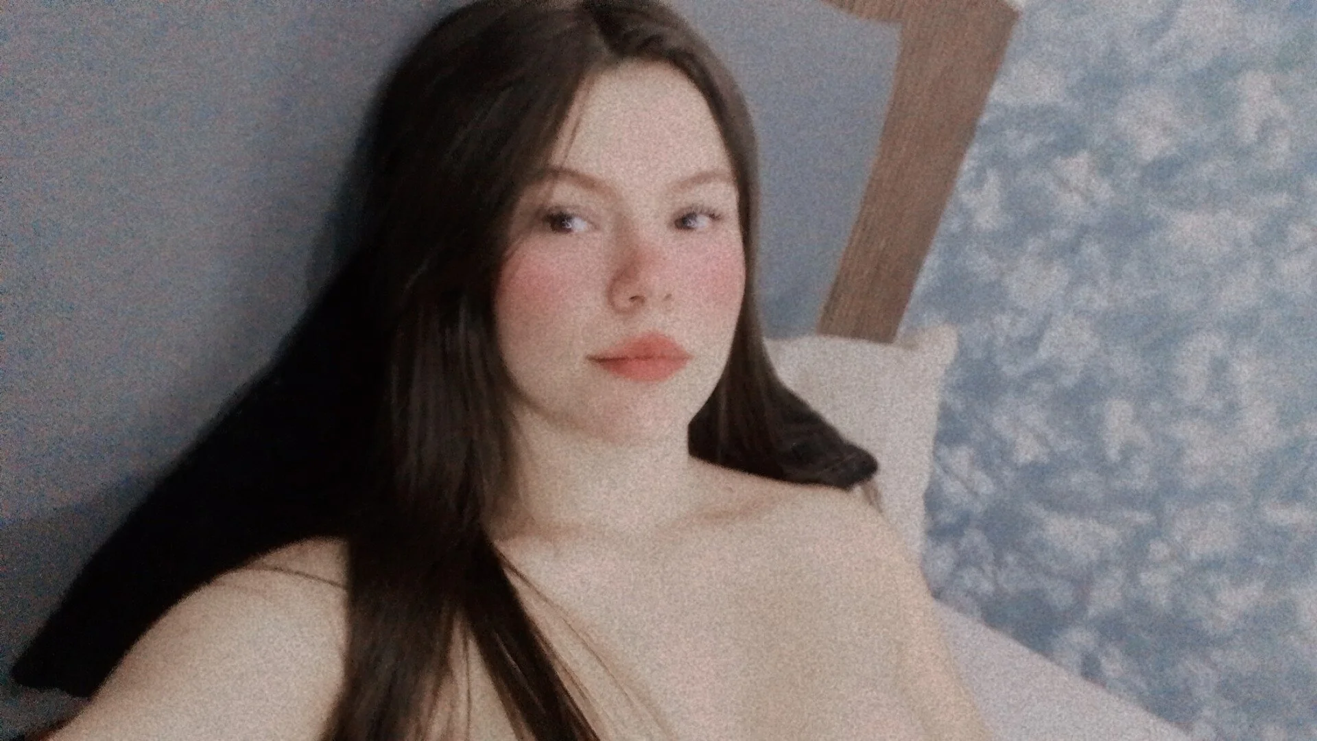 XXX Porn Photo of Nude EmiNavarro 8