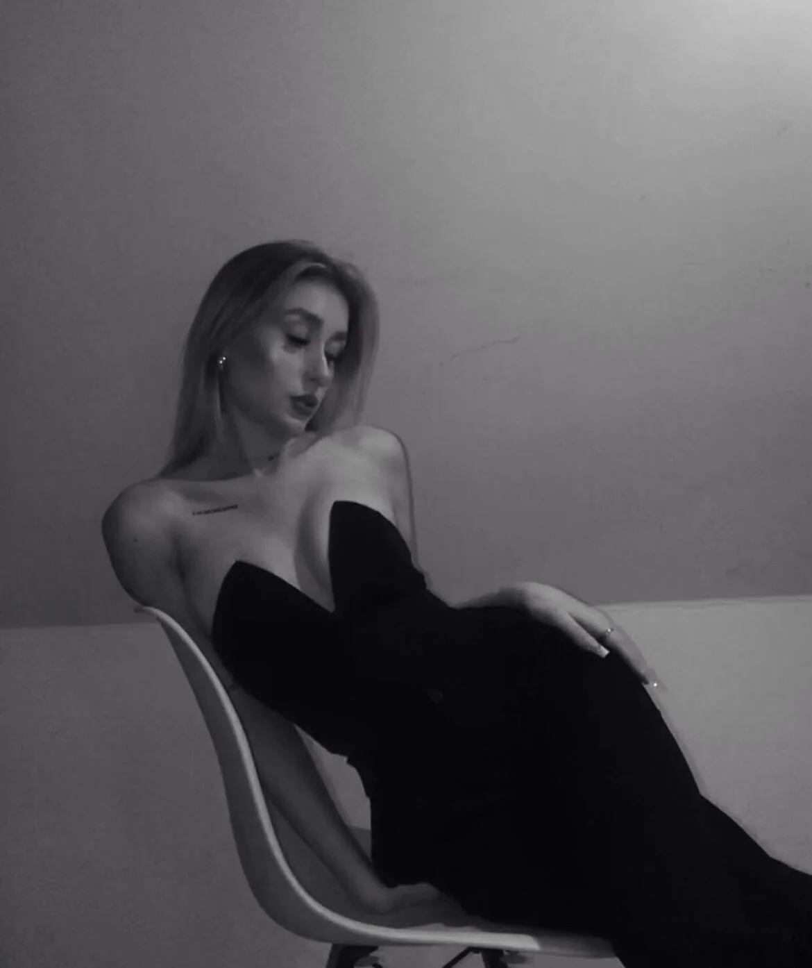 XXX Porn Photo of Nude NatalieSensual 6