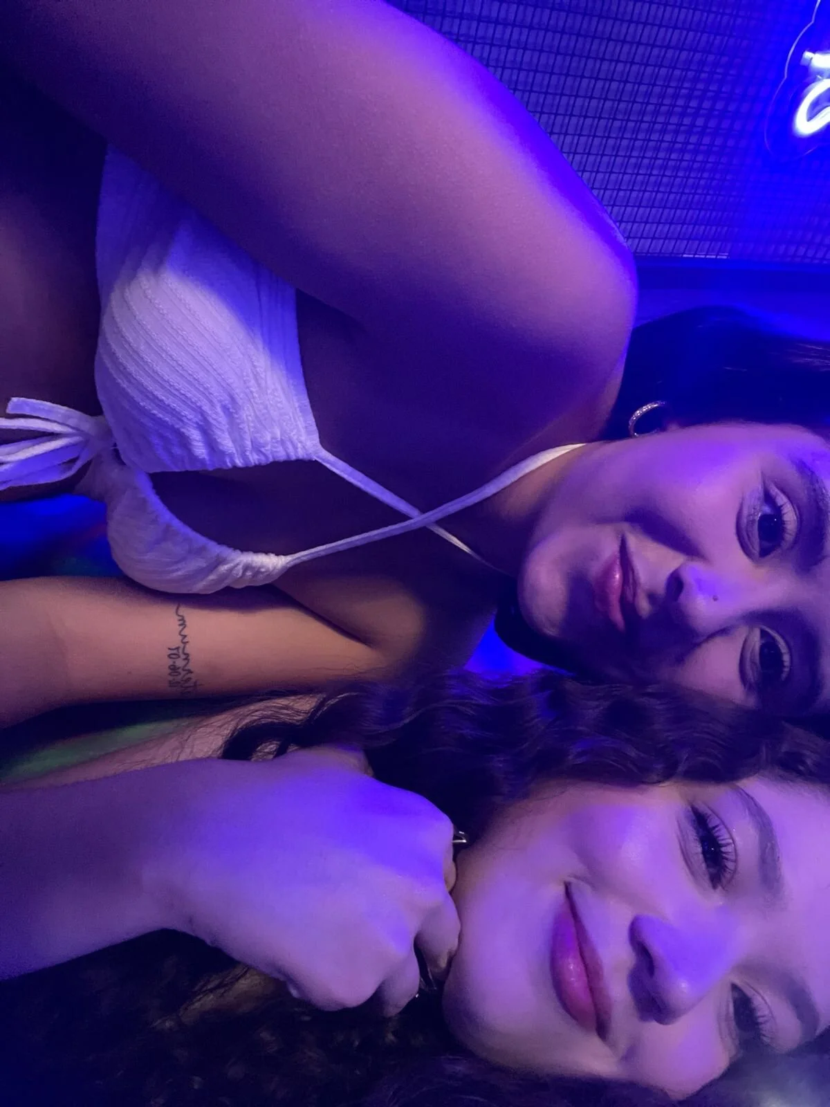 XXX Porn Photo of Nude valeria_and_zoe 6