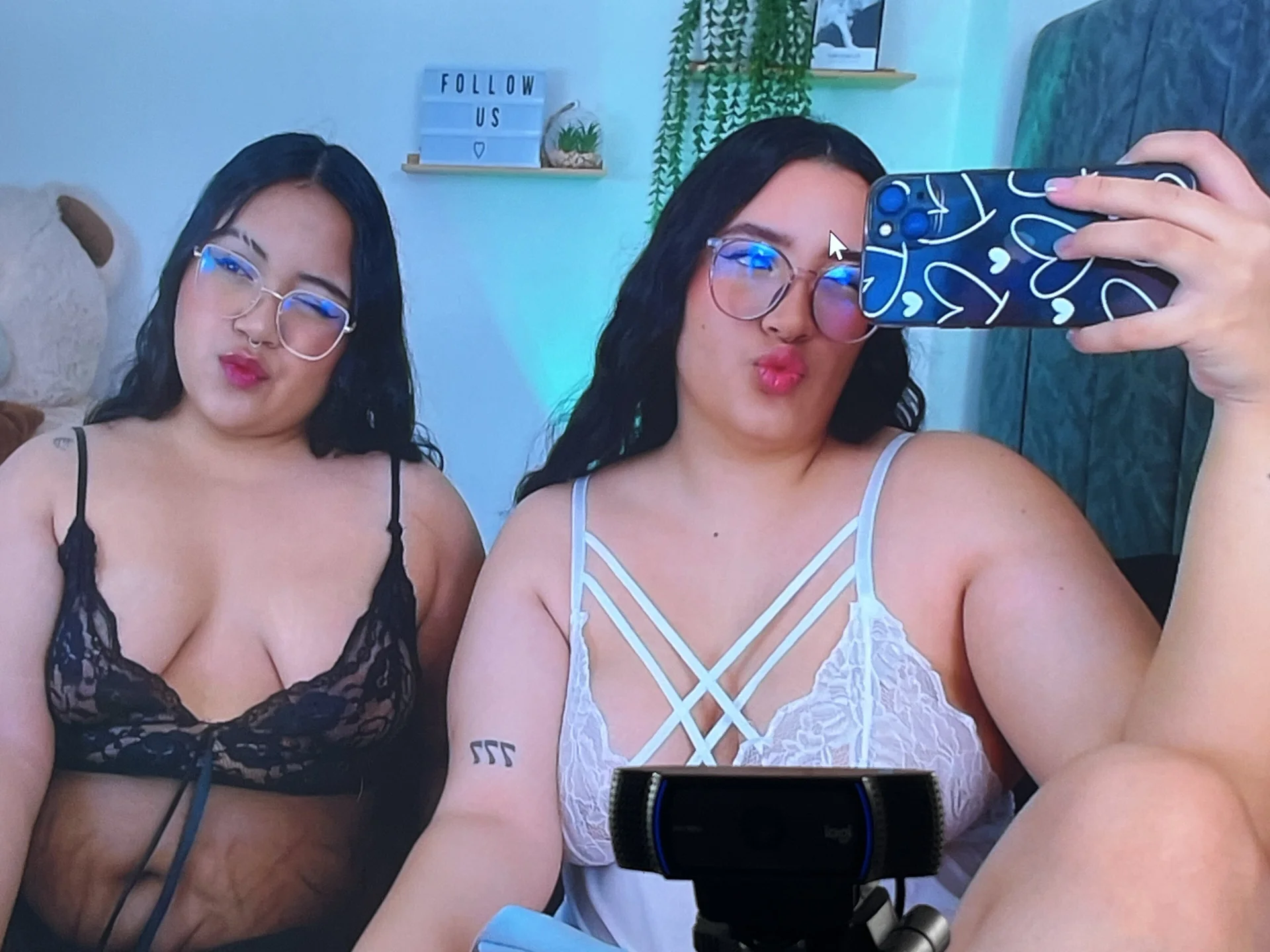 XXX Porn Photo of Nude maddie-and-chelsea- 1