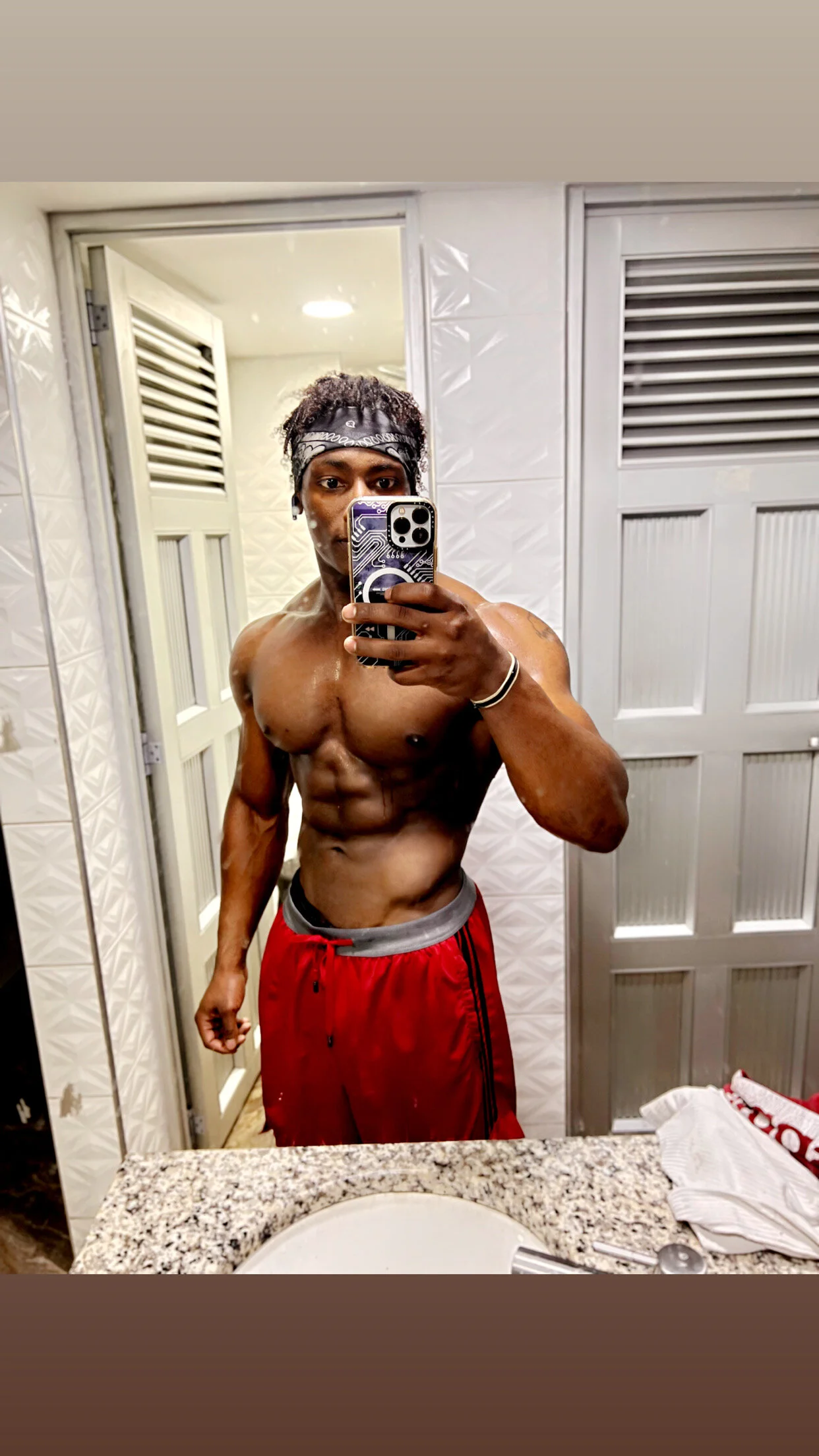 XXX Porn Photo of Nude maxmuscle10 2