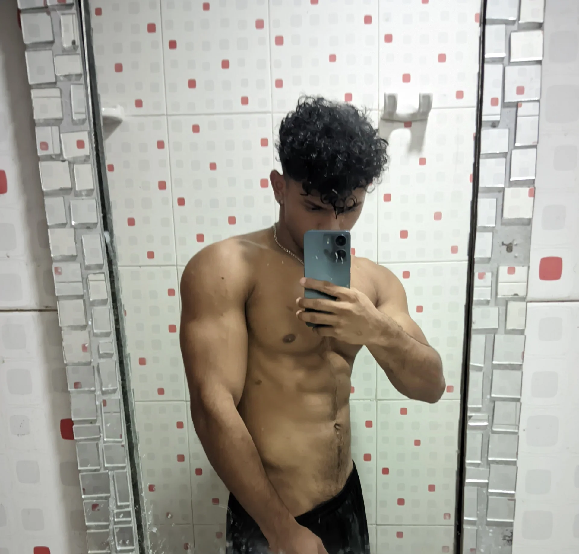 XXX Porn Photo of Nude Fox2evans 5