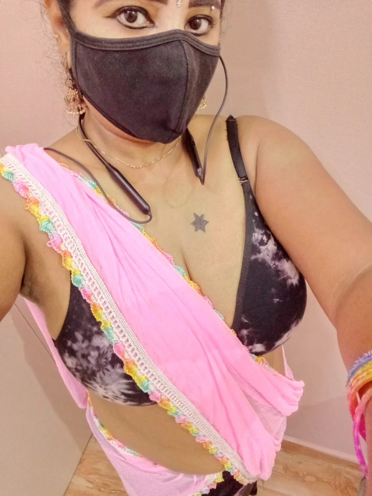 XXX Porn Photo of Nude tamil_Vennila 2