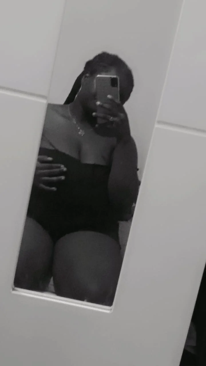 XXX Porn Photo of Nude neighbor-ebony 17