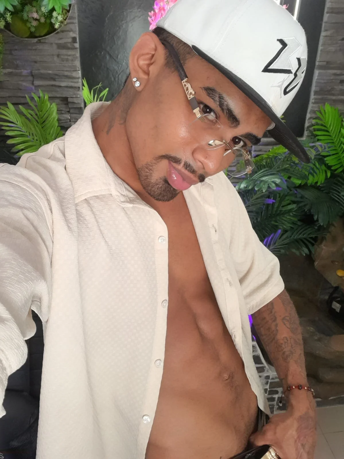 XXX Porn Photo of Nude Rpoolrboy 25