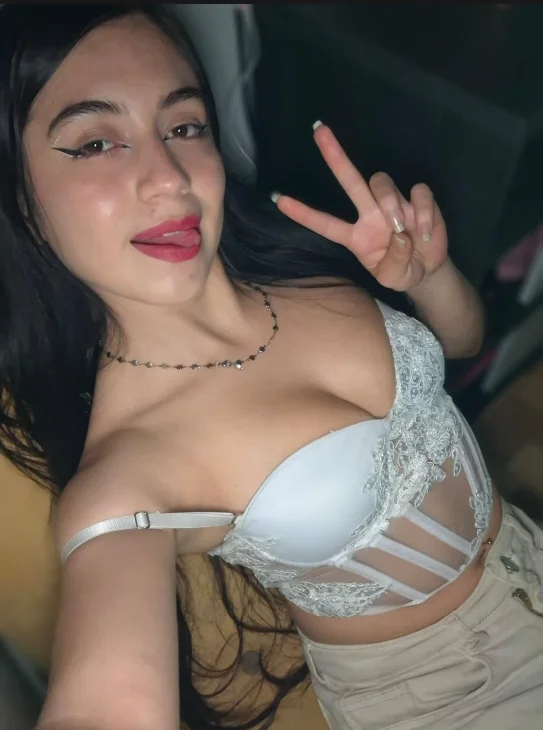 XXX Porn Photo of Nude Anyelii_hot 9