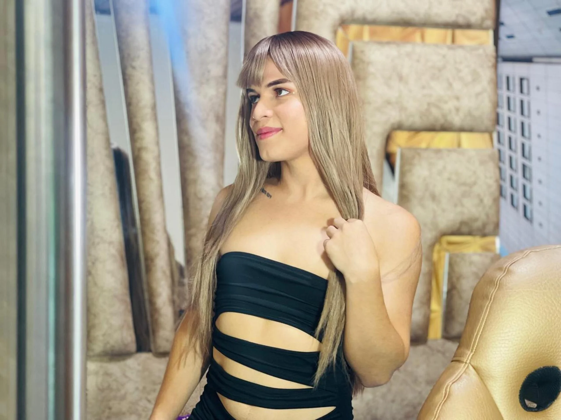XXX Porn Photo of Nude OrianaSaenz_ 5