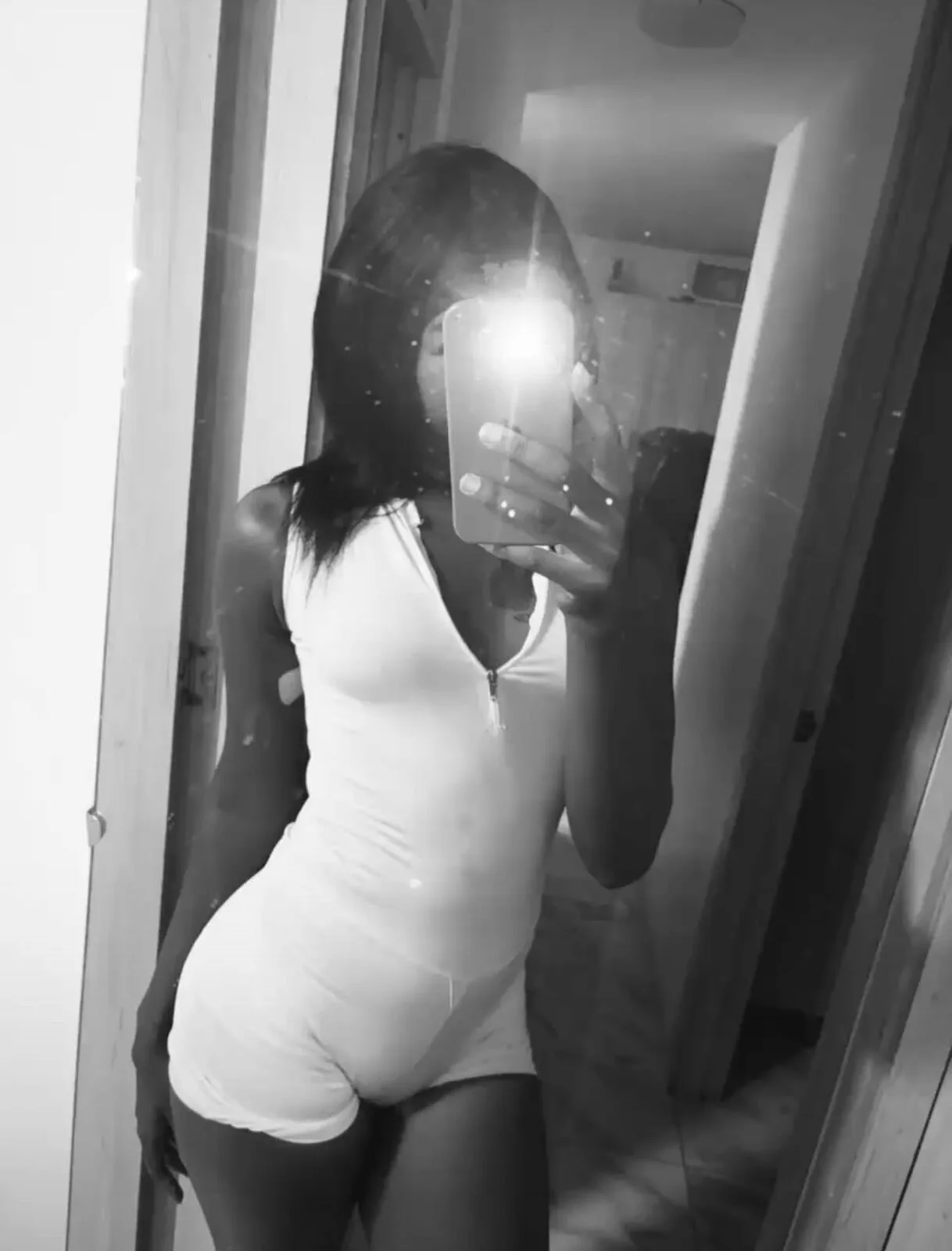 XXX Porn Photo of Nude shenielxx 5