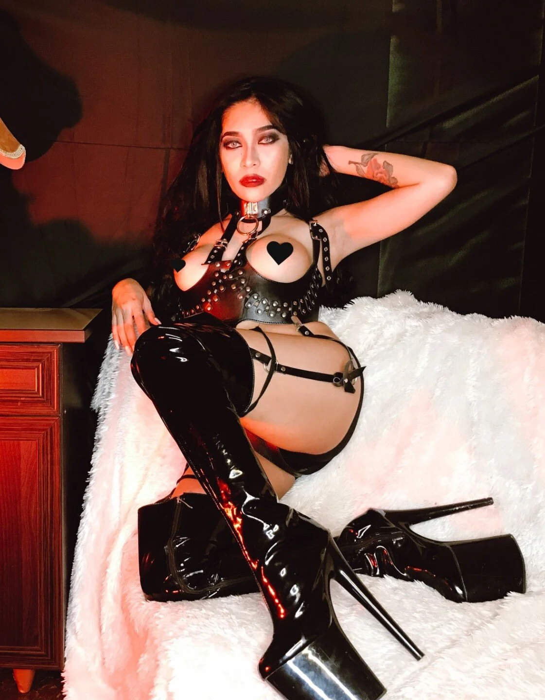 XXX Porn Photo of Nude MOMMY_x 10