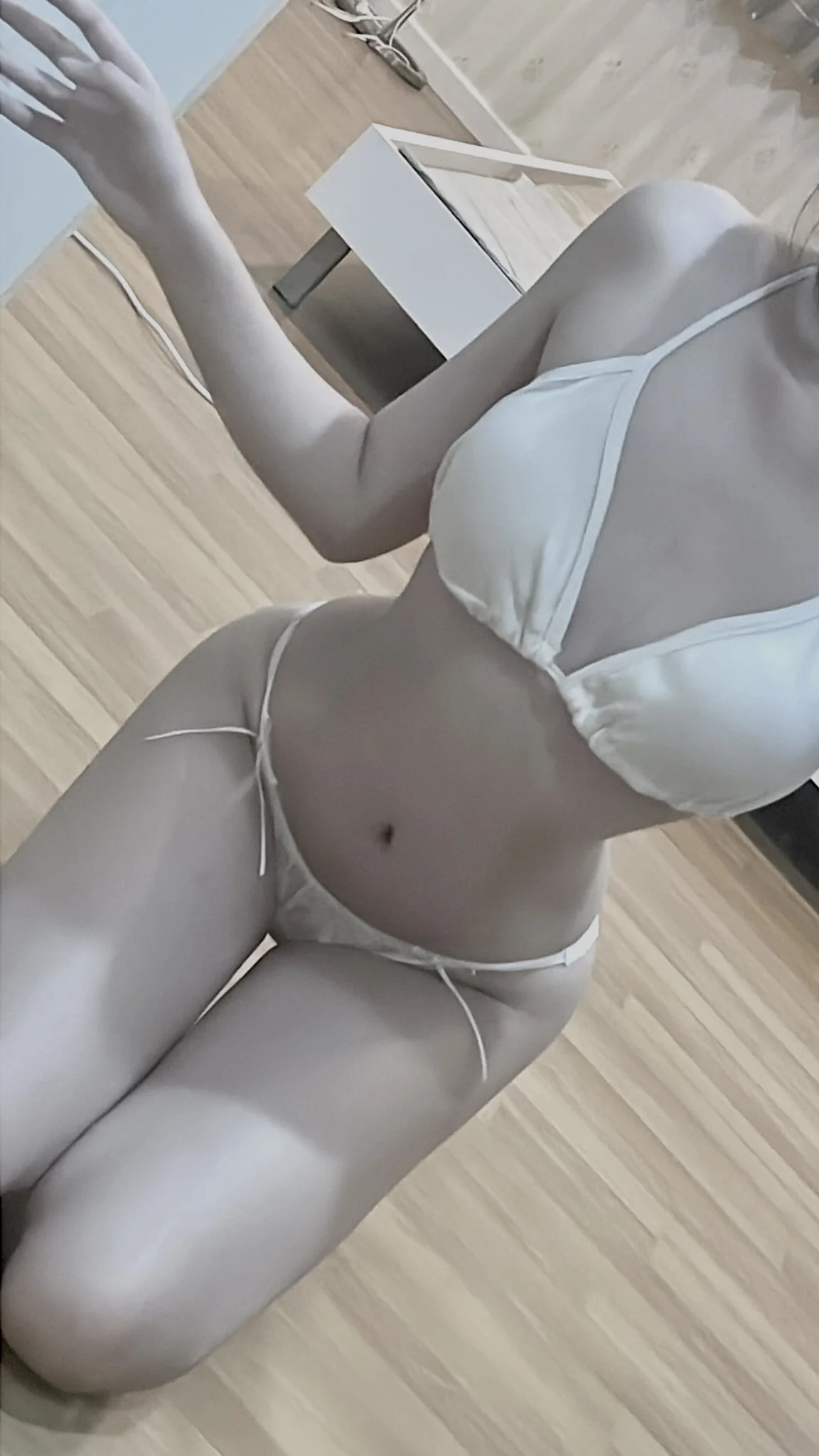 XXX Porn Photo of Nude Lin98-pusy 4