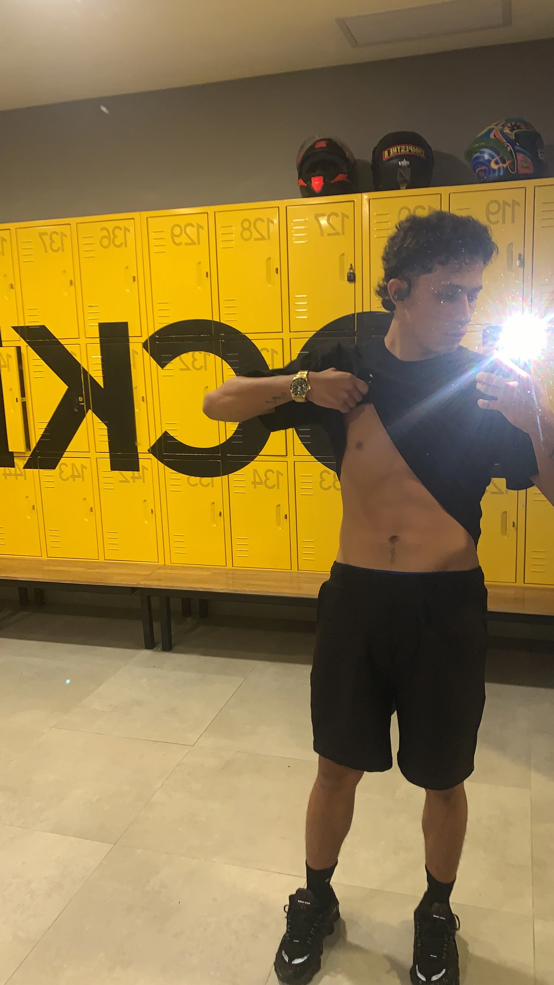 XXX Porn Photo of Nude Ryan_latin 2