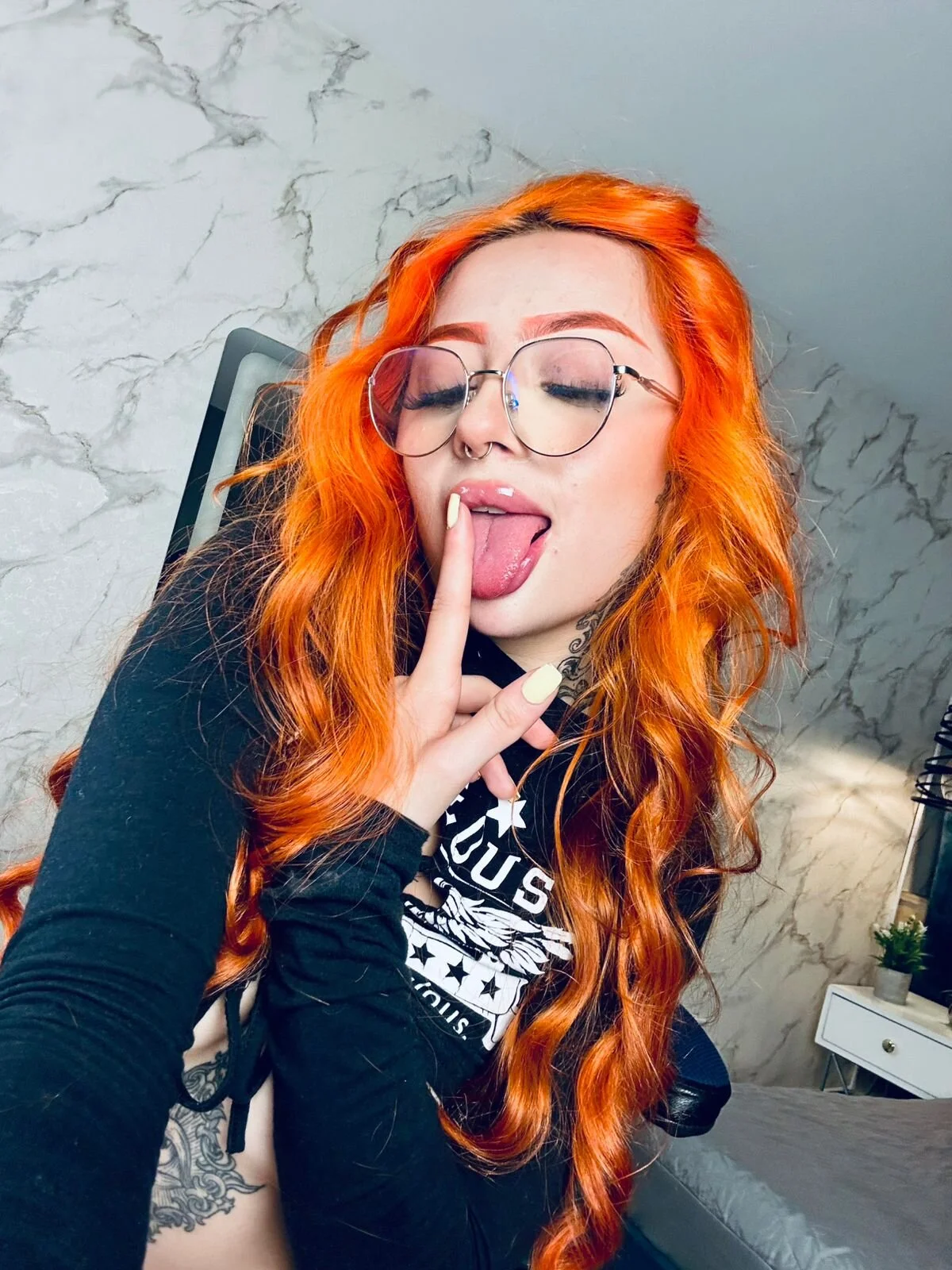 XXX Porn Photo of Nude Magic_liah 32