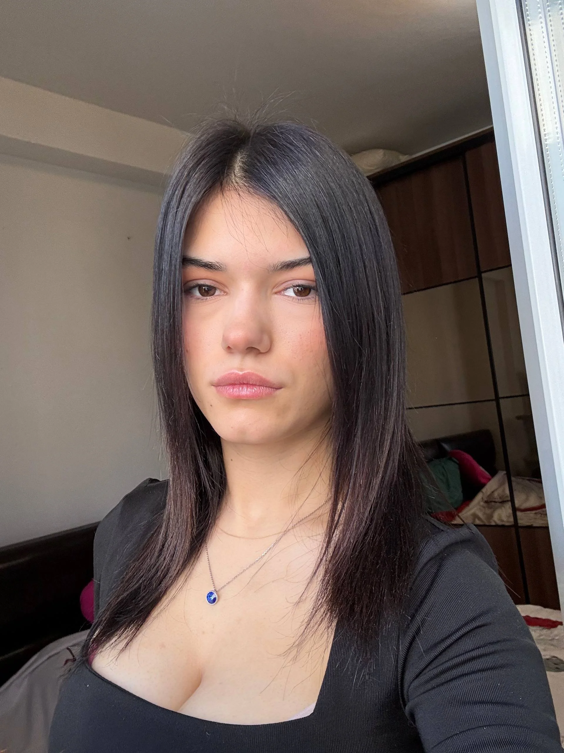XXX Porn Photo of Nude HotMollyX 9