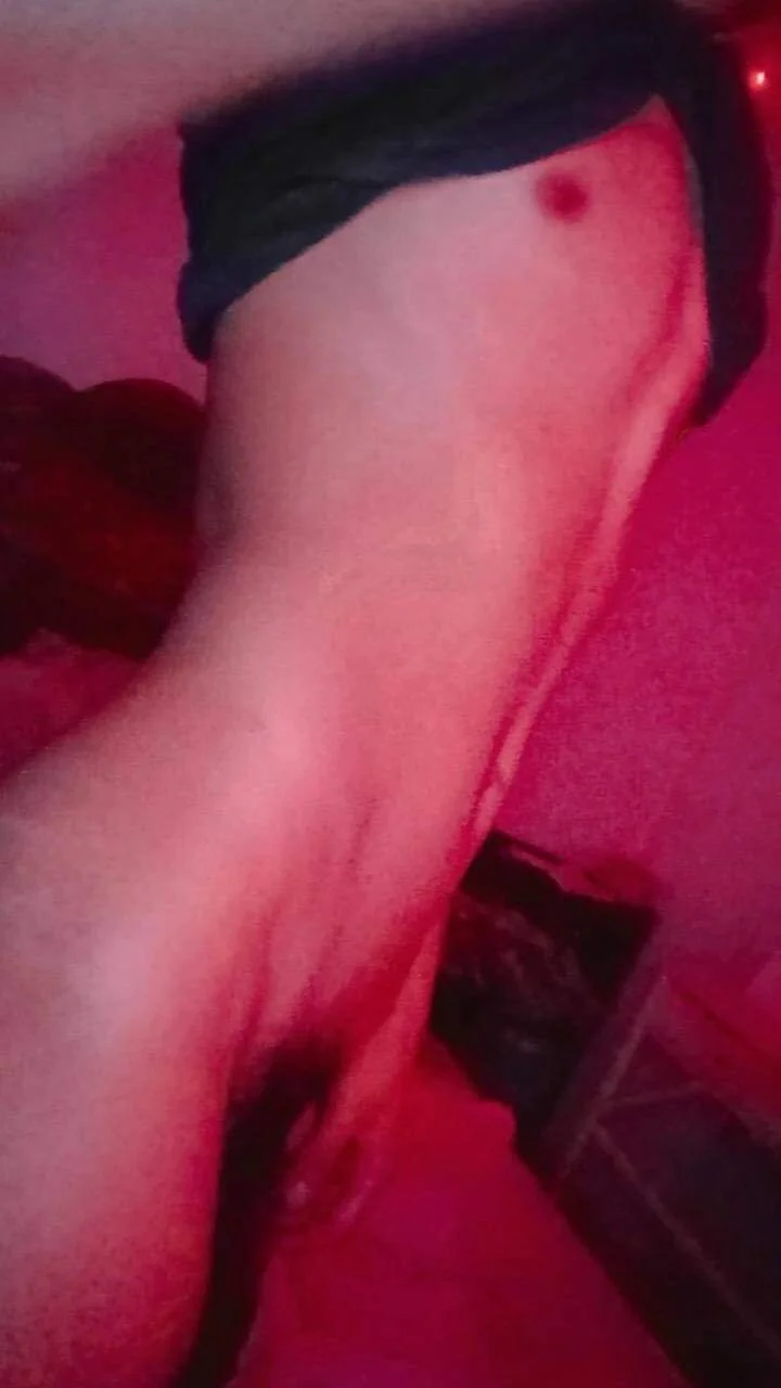 XXX Porn Photo of Nude dgahot2 1