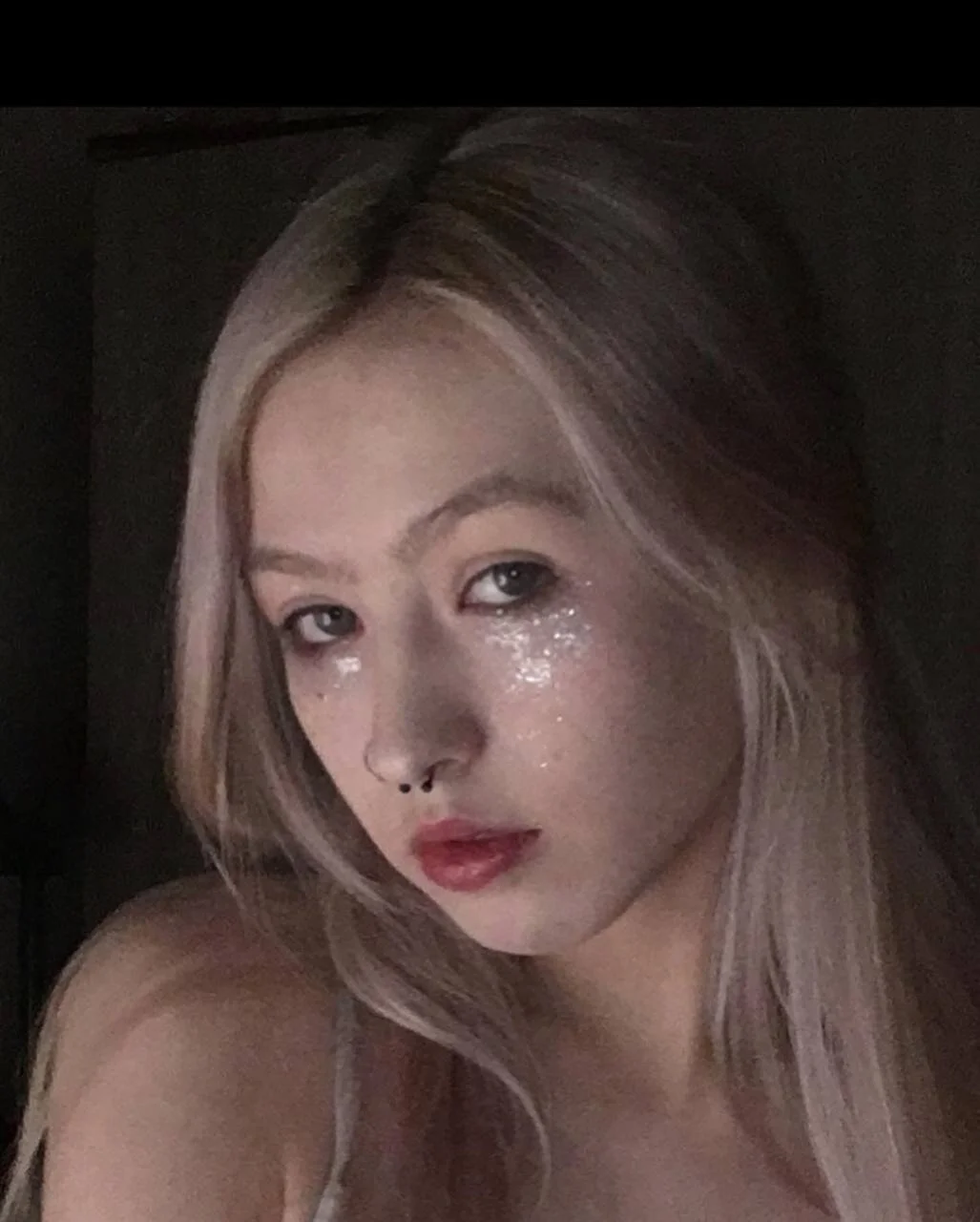XXX Porn Photo of Nude lizaa_breeze 13