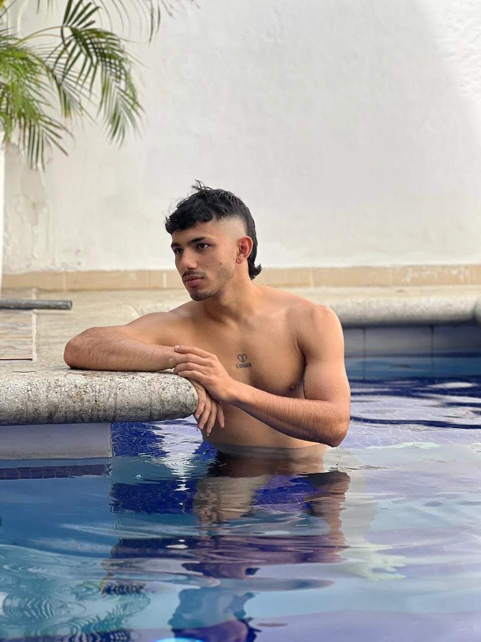 XXX Porn Photo of Nude ArturoCardona_ 1