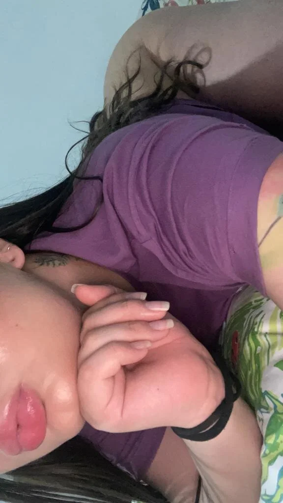 XXX Porn Photo of Nude Miley_Baker 2