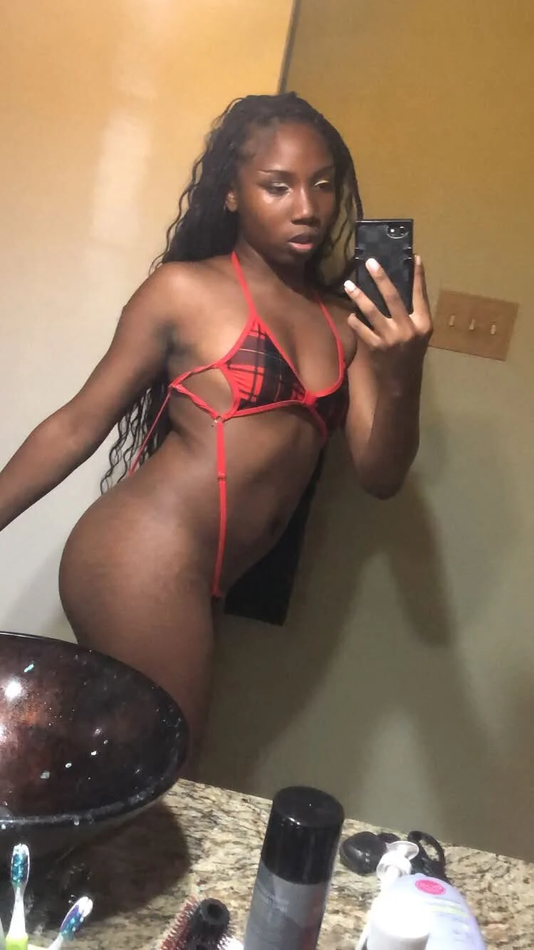 XXX Porn Photo of Nude RosieJade 3