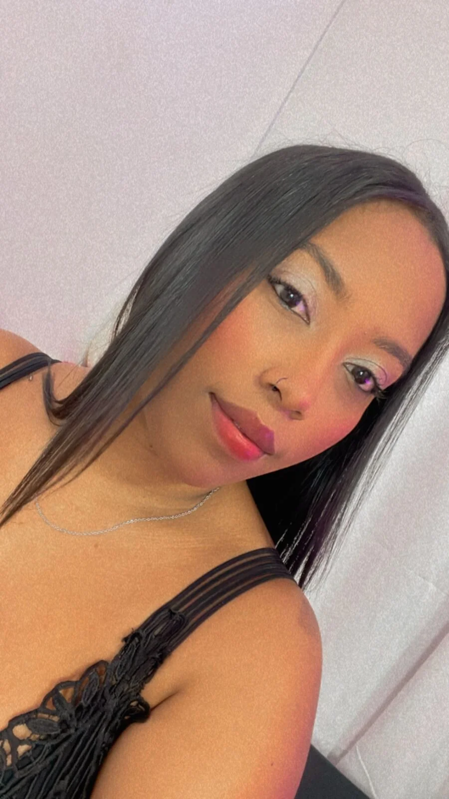 XXX Porn Photo of Nude RoseeCarter 3