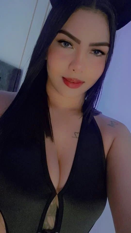 XXX Porn Photo of Nude miaa_quinn 9
