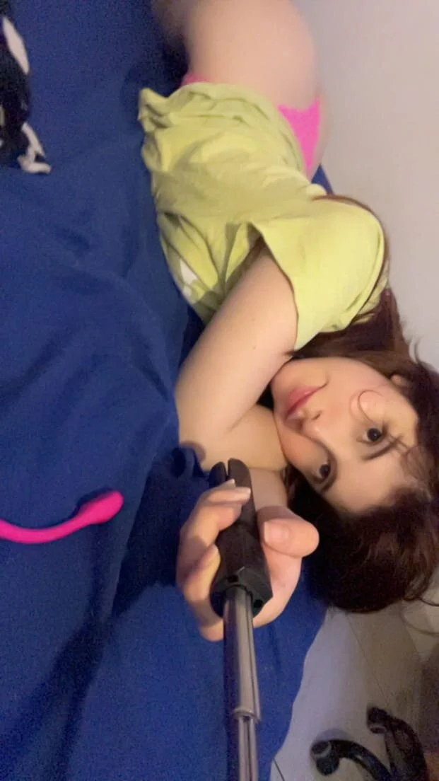 XXX Porn Photo of Nude AmberPixie_ 2