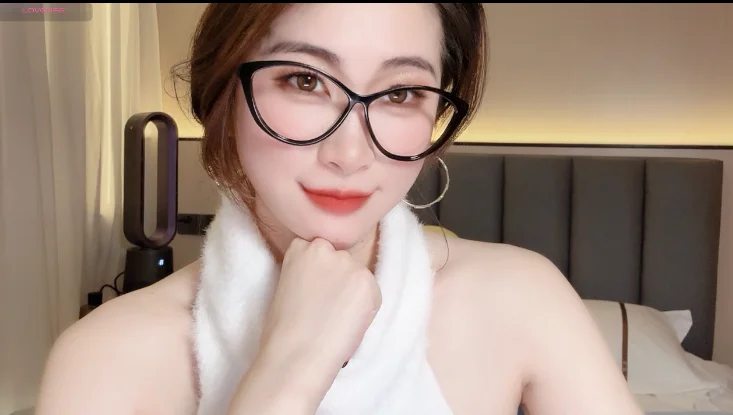 XXX Porn Photo of Nude wuyueaini 9