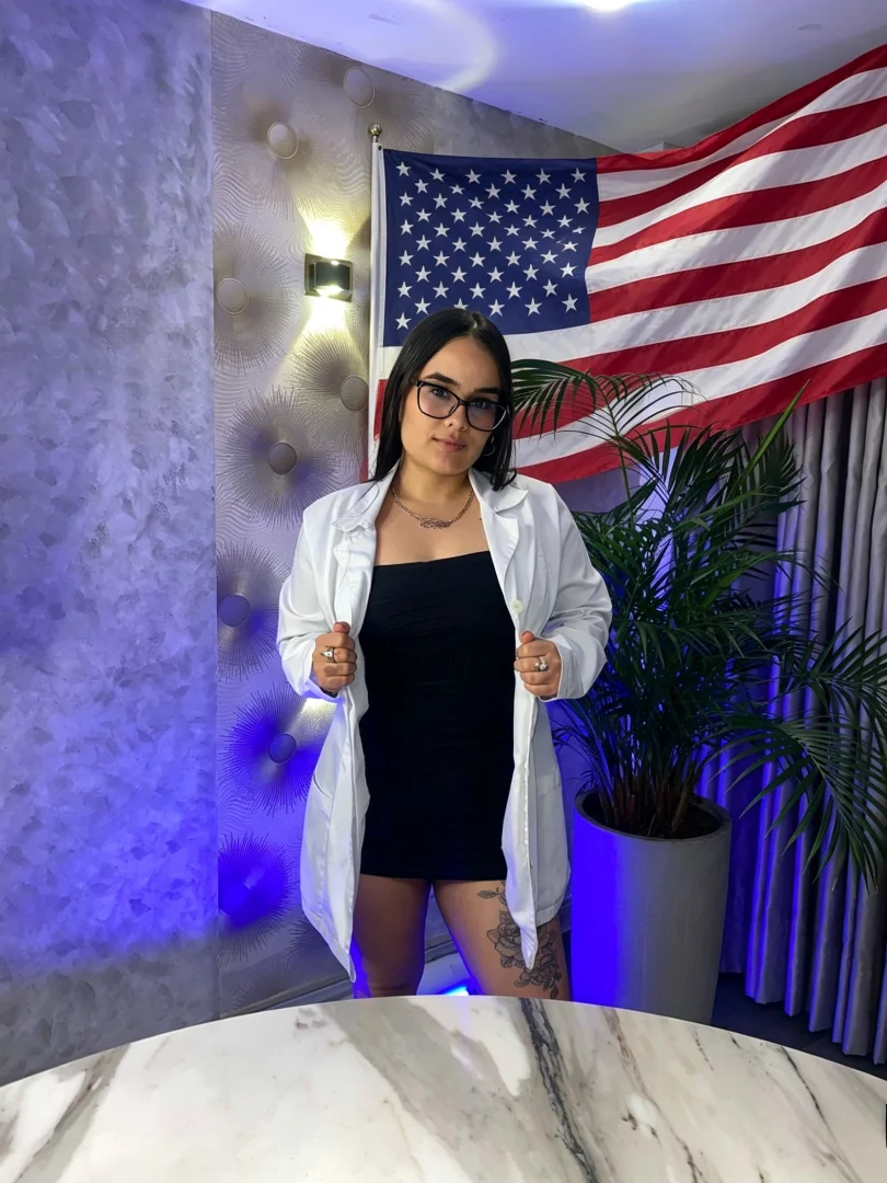 XXX Porn Photo of Nude karol_priston 17