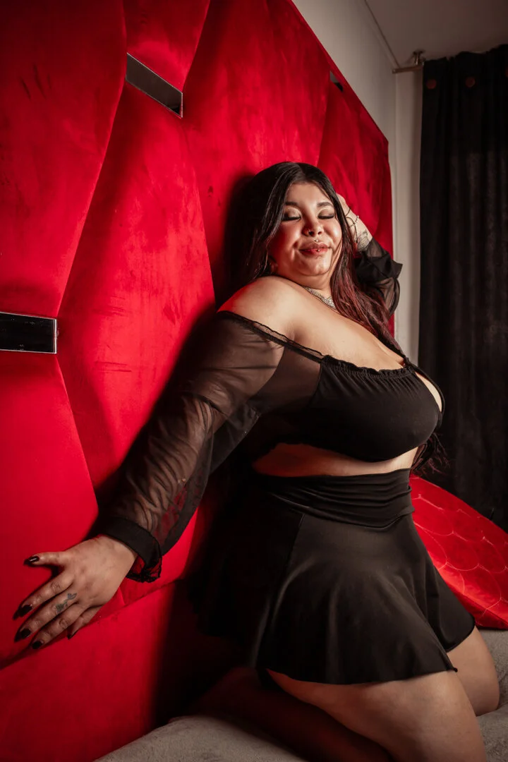 XXX Porn Photo of Nude Thyna_Smithx69 80
