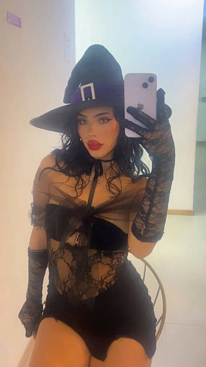 XXX Porn Photo of Nude Giovanna_oliveira 100