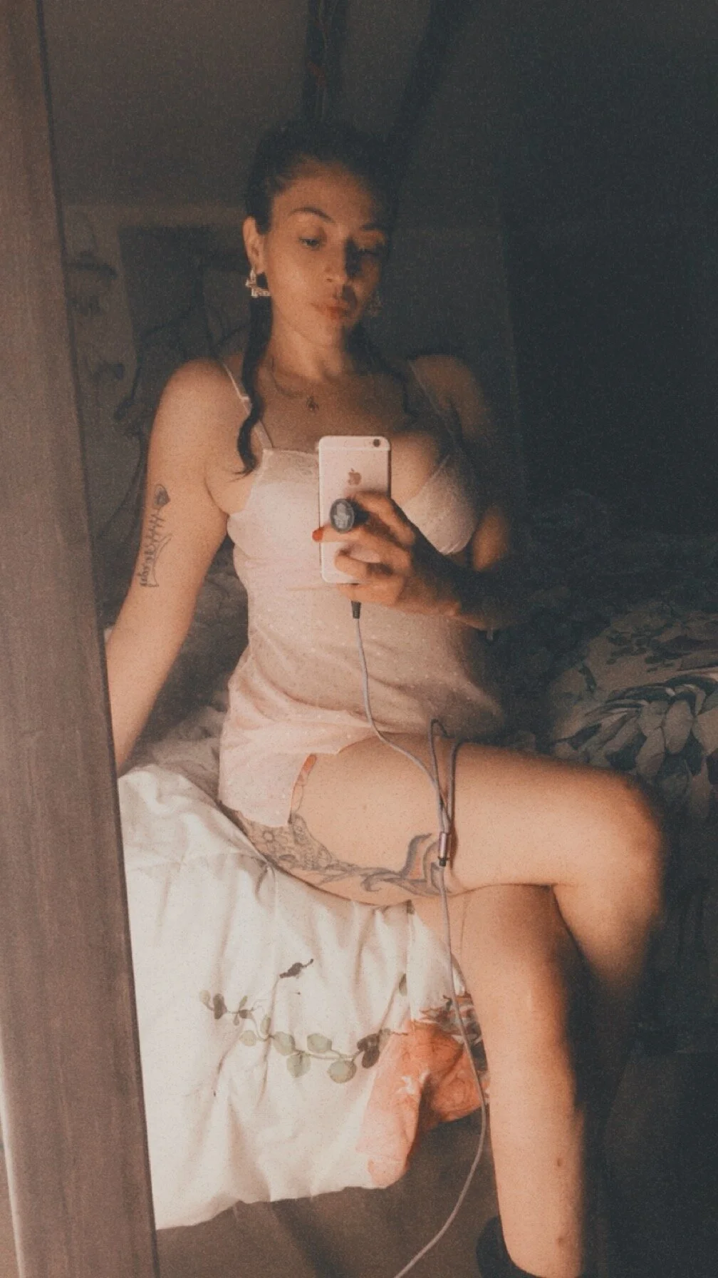 XXX Porn Photo of Nude kriztal_pretty 14