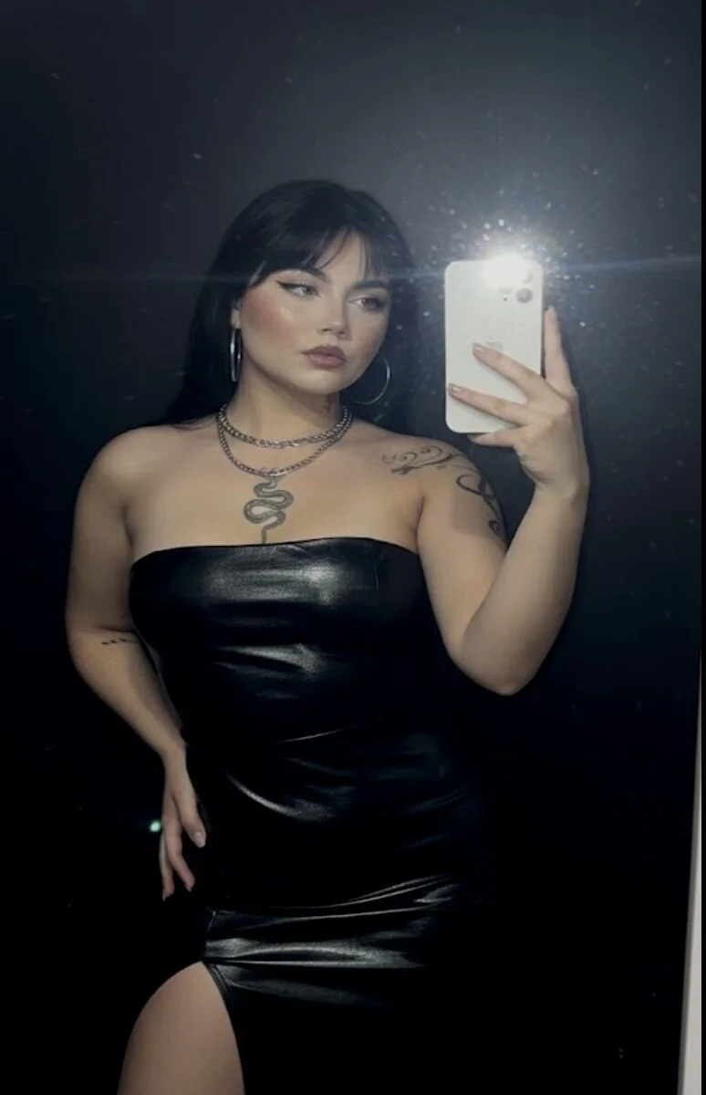 XXX Porn Photo of Nude luizekim88 3