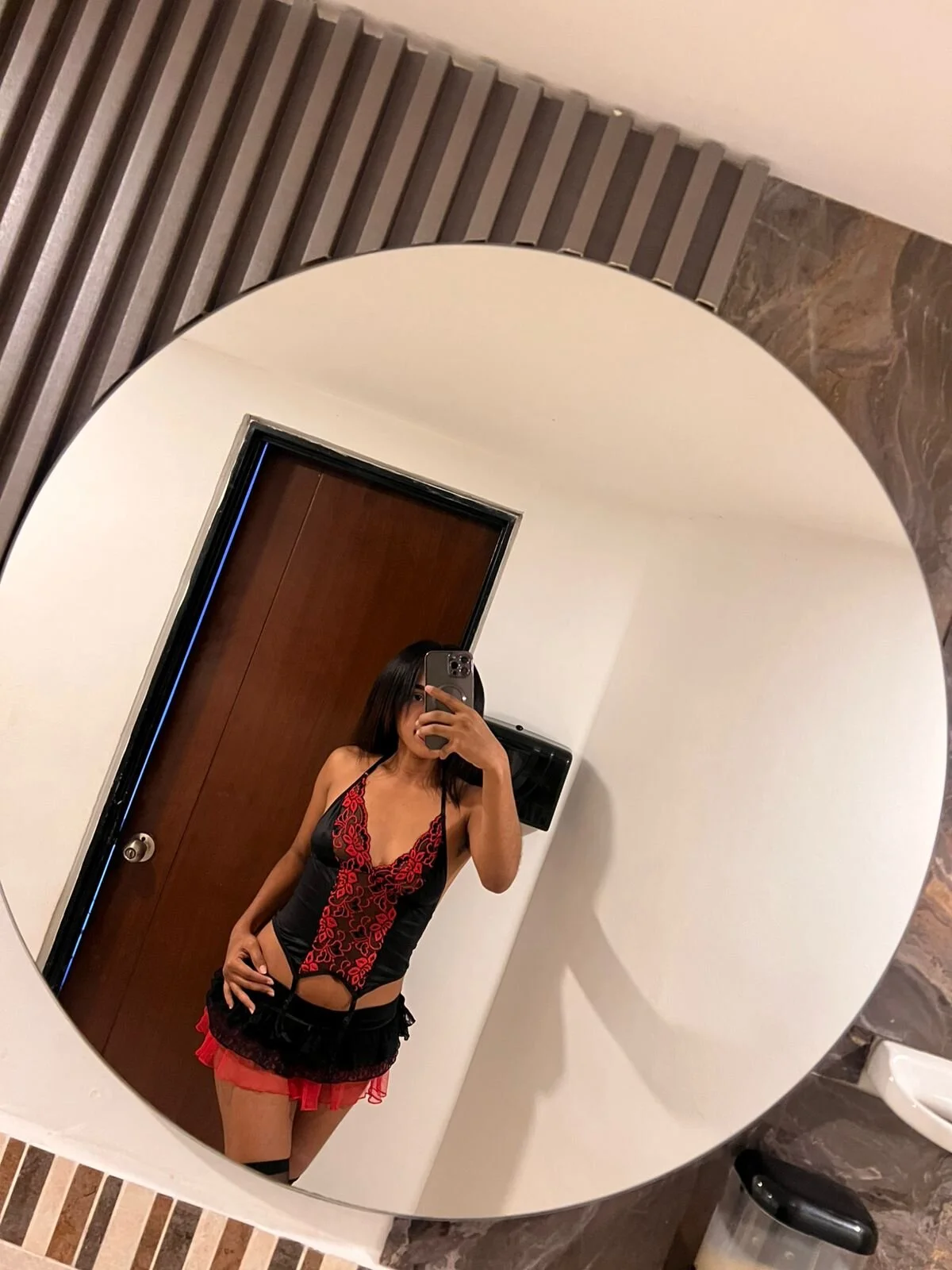 XXX Porn Photo of Nude bella_moonlight_cr 50