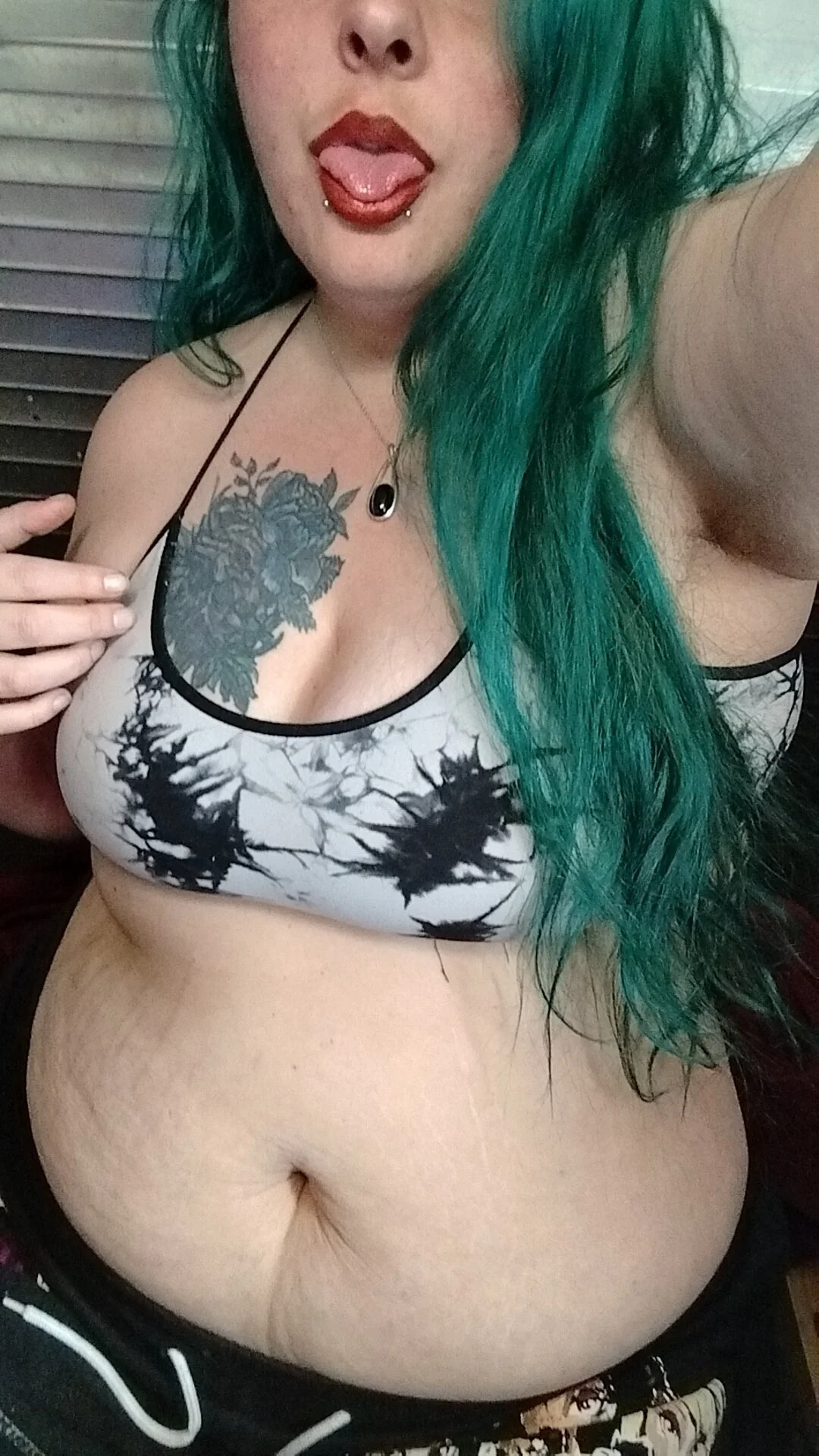 XXX Porn Photo of Nude troublemadedouble 4