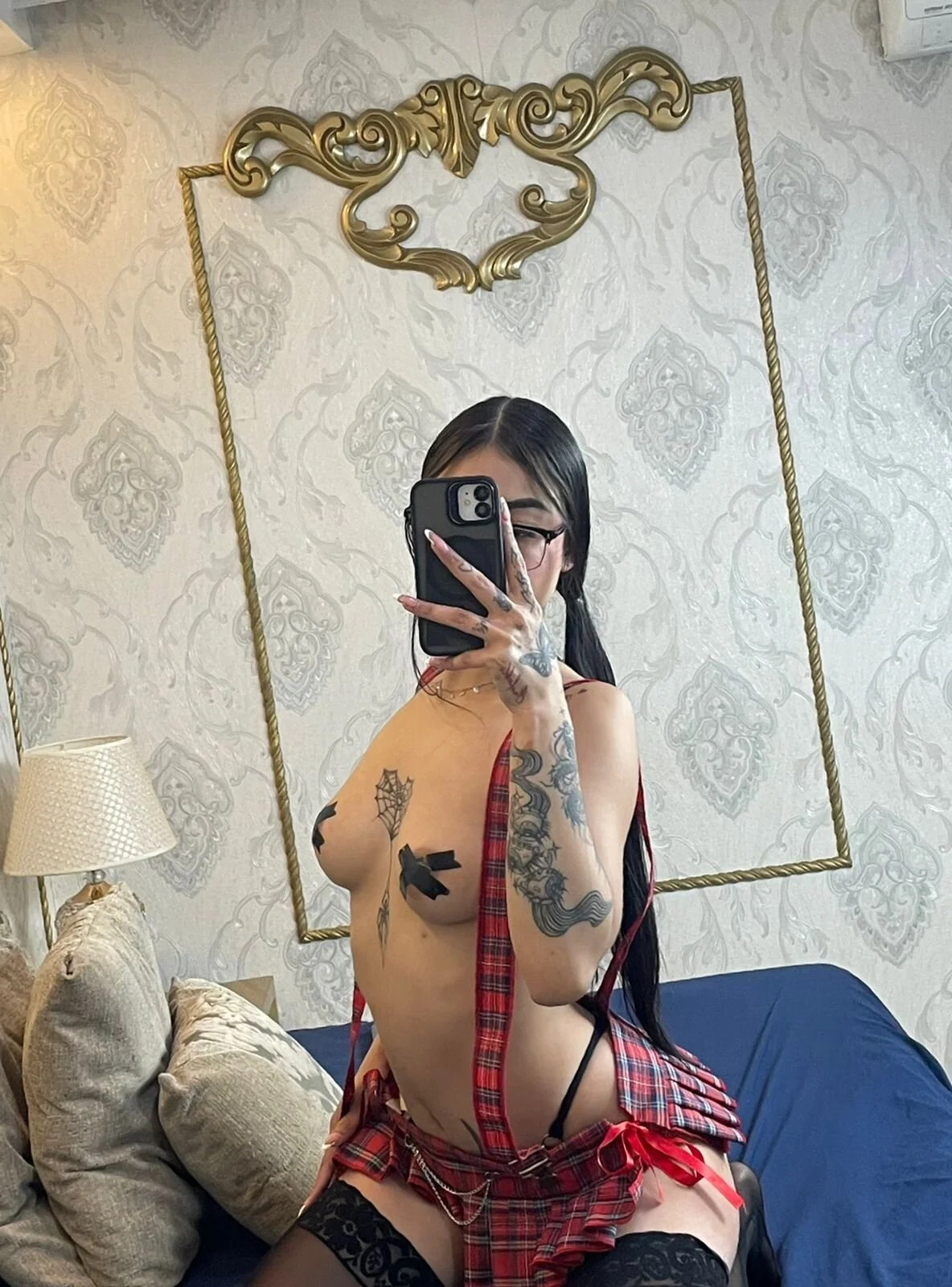 XXX Porn Photo of Nude CataStones 9