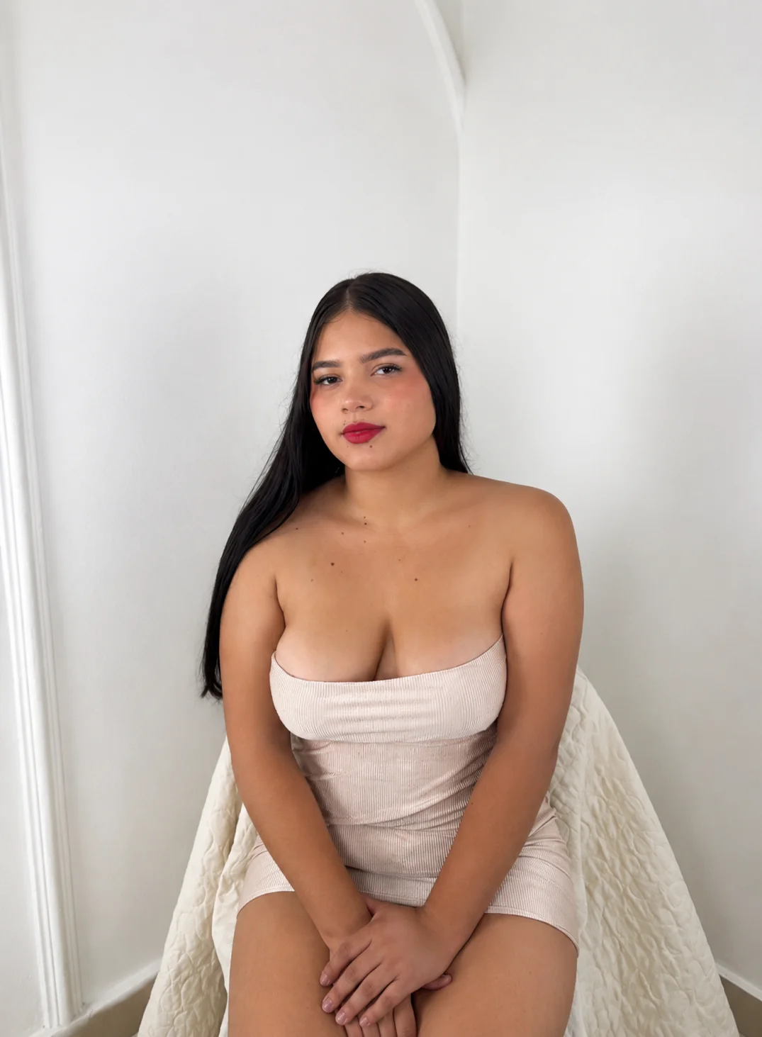 XXX Porn Photo of Nude Mulan_rousse 10