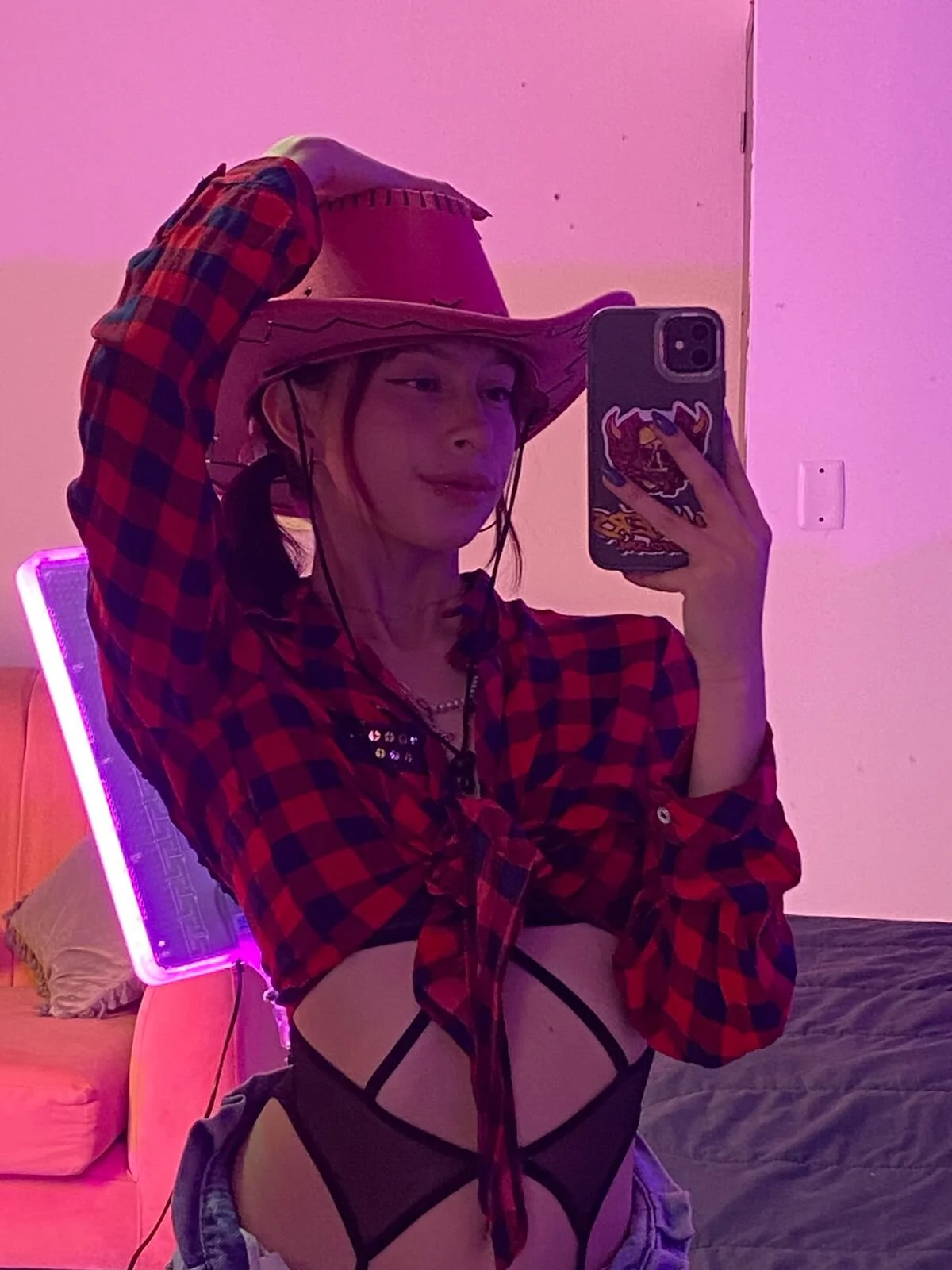 XXX Porn Photo of Nude KATANA_TAY 5